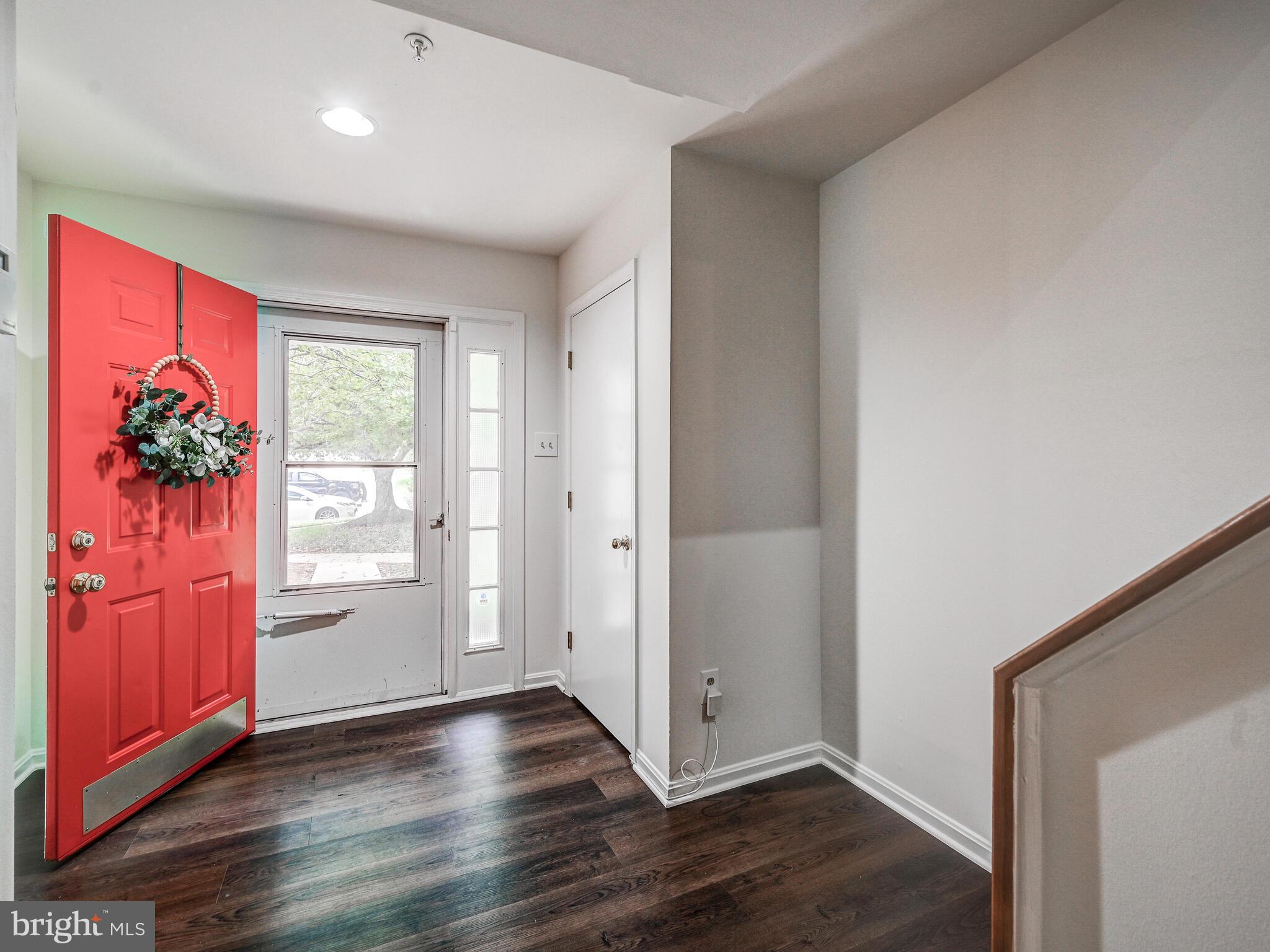 CLARY'S FOREST - Residential Lease