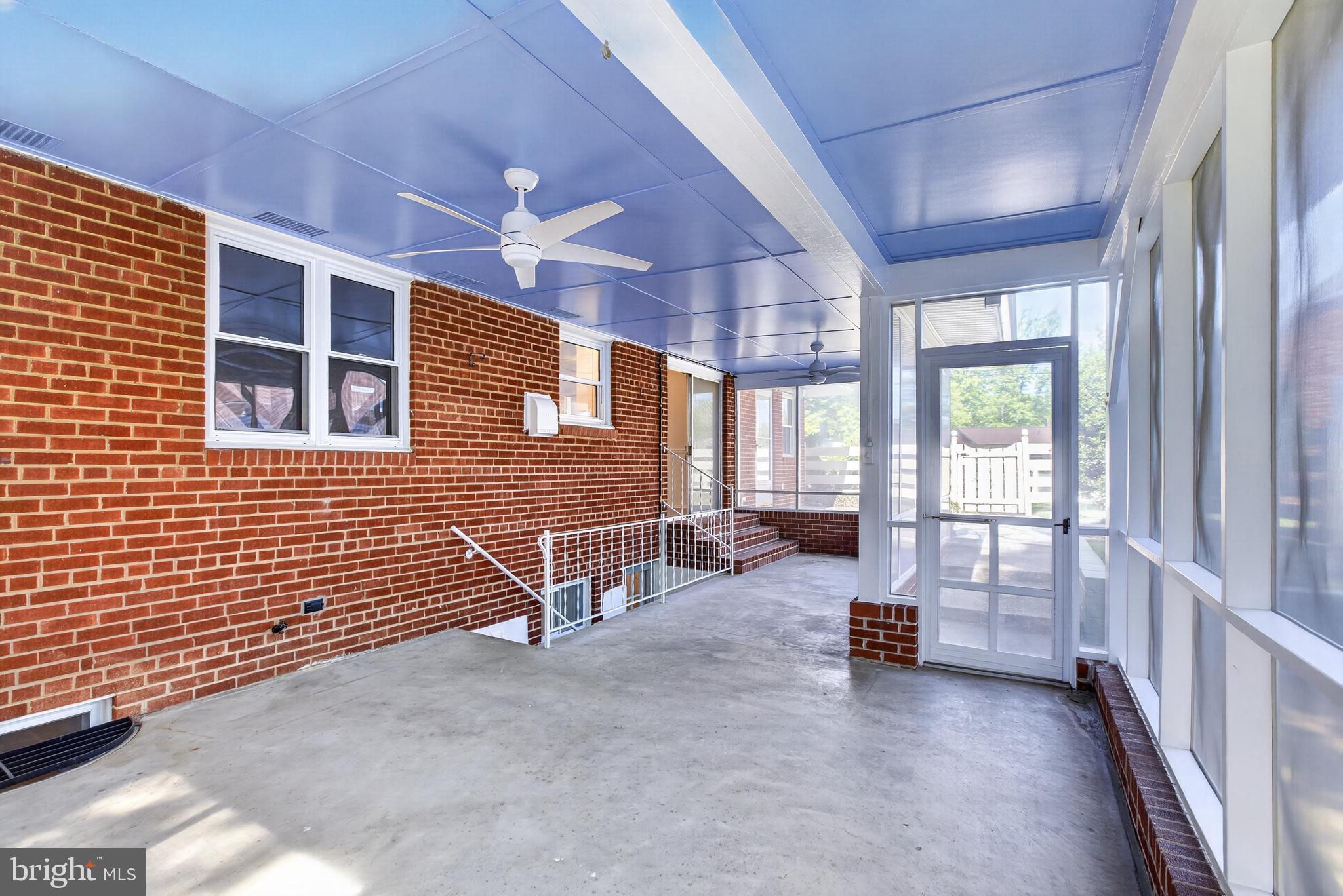 LOISDALE ESTATES - Residential