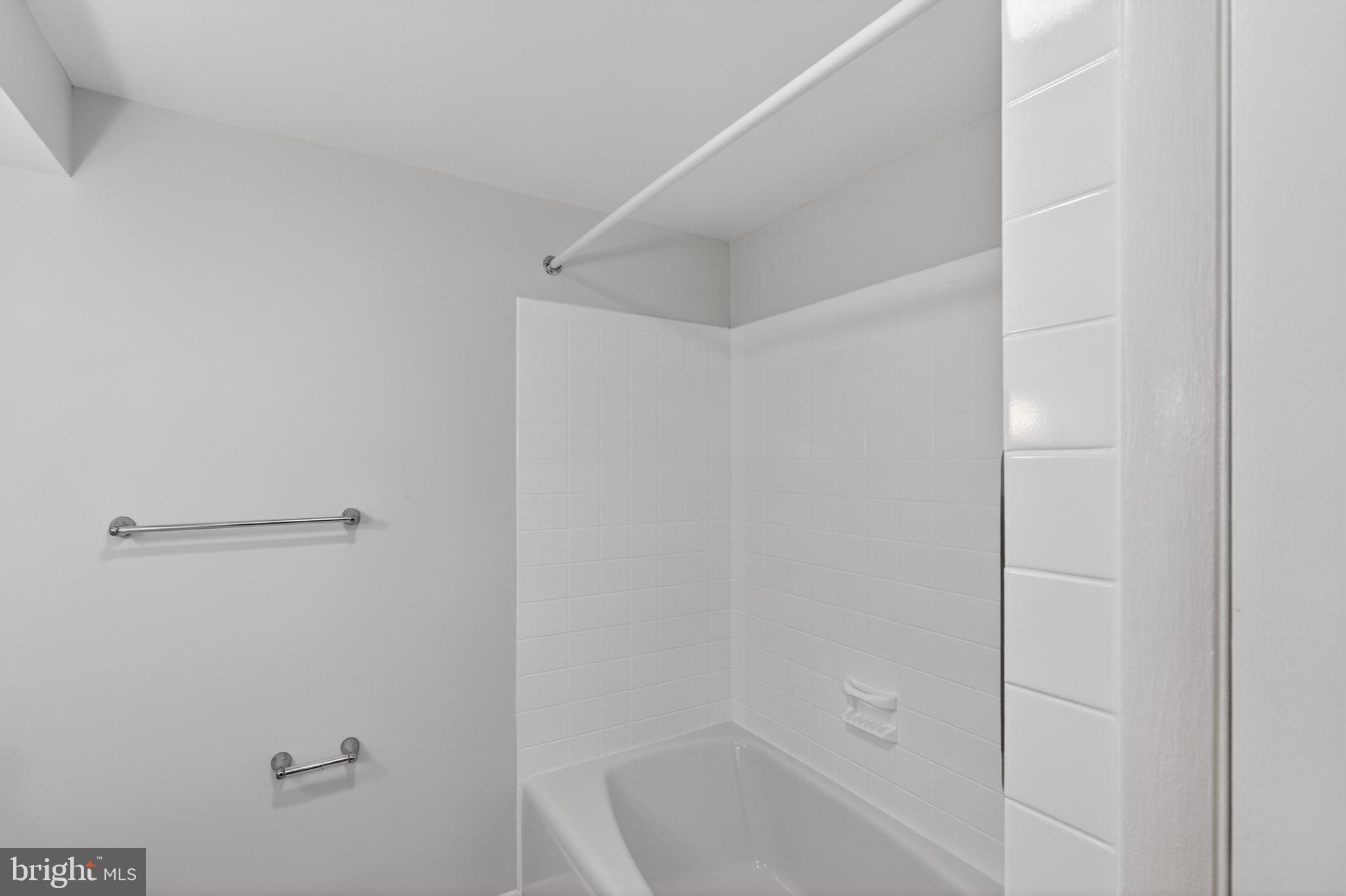 LOISDALE ESTATES - Residential