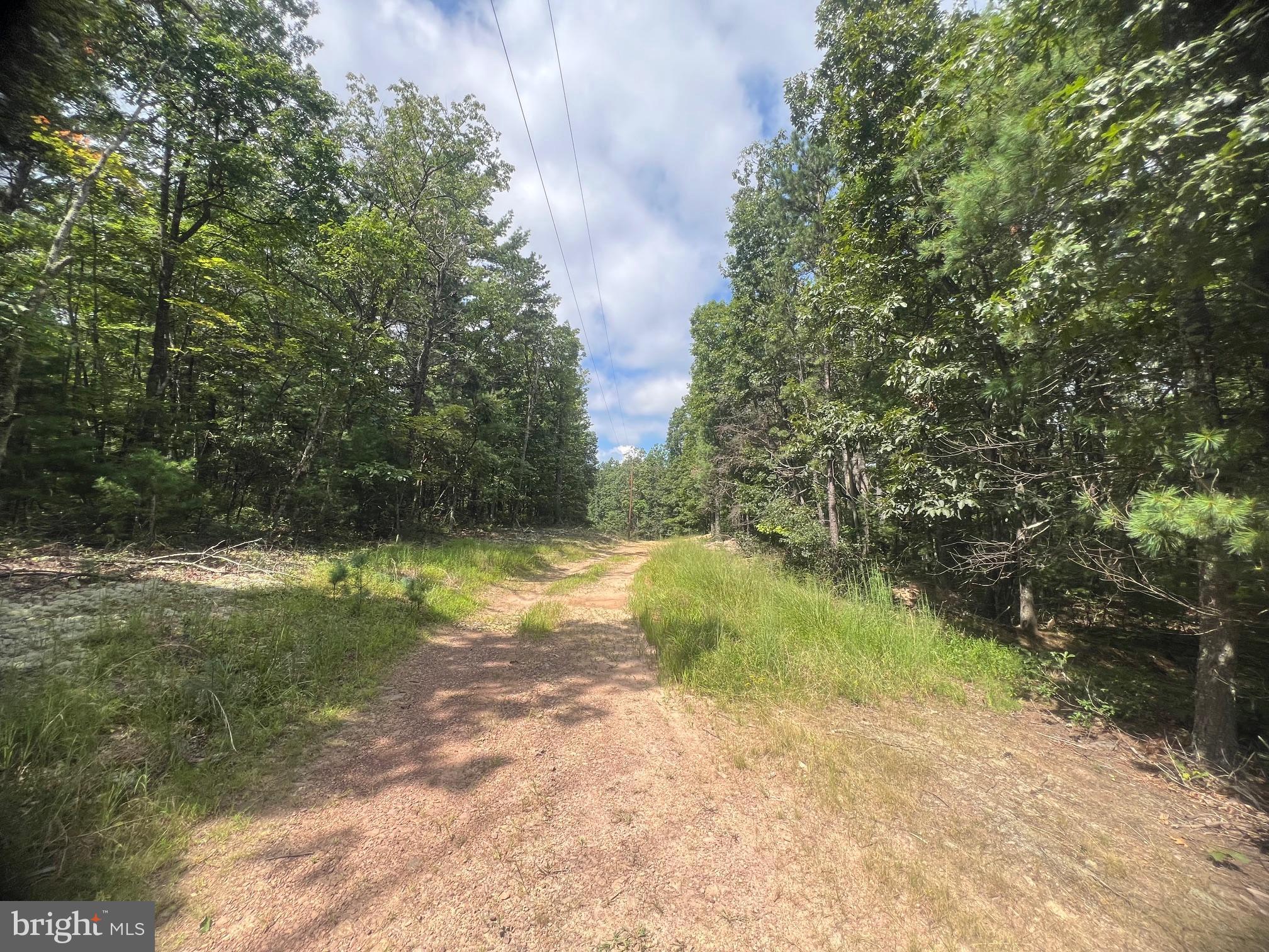 SUPINLICK RIDGE ROAD