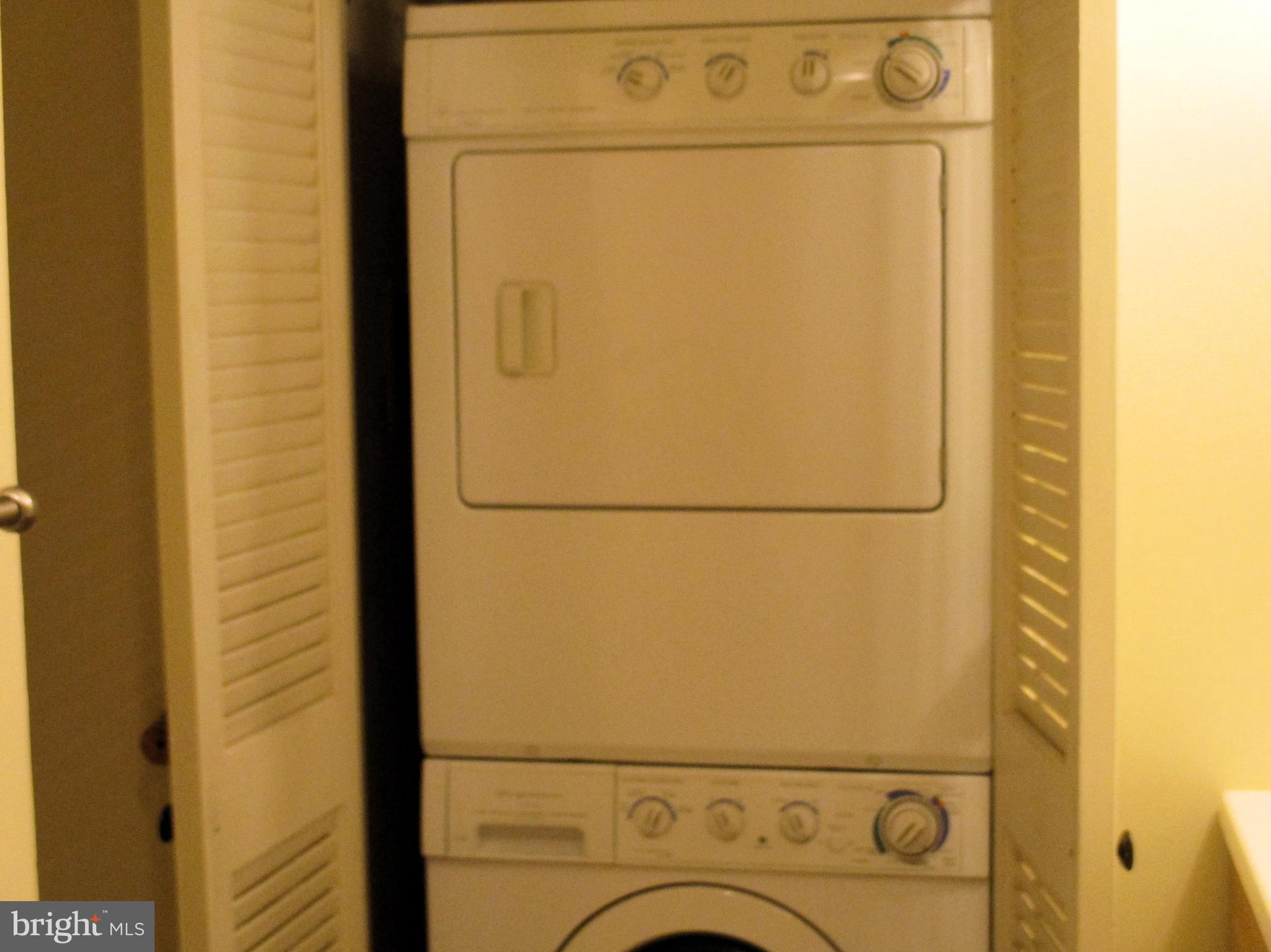 TOWER VILLAS - Residential Lease