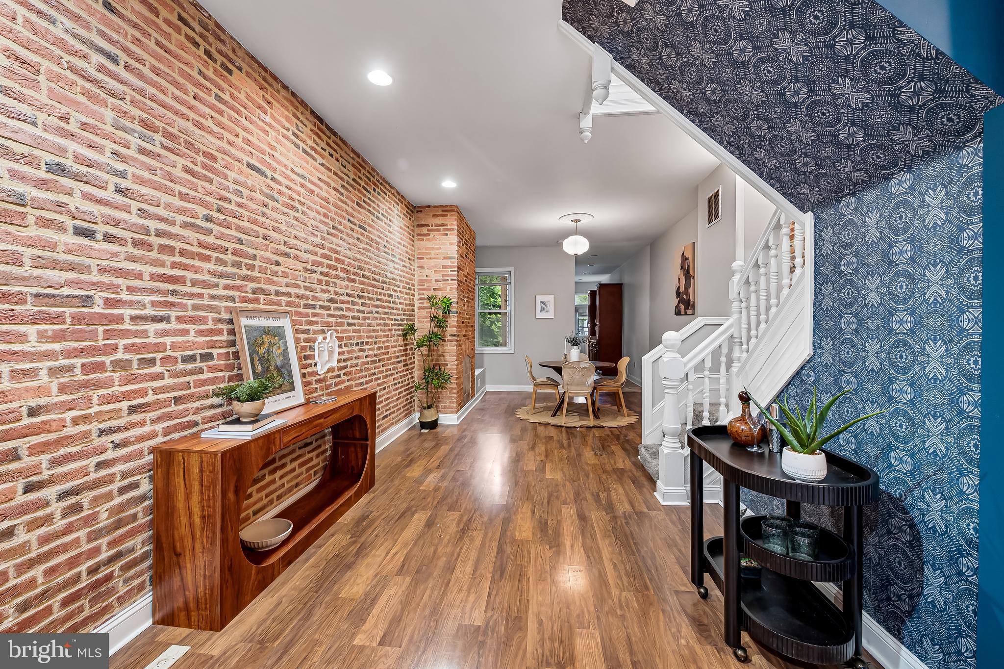 CHARLES VILLAGE - Residential