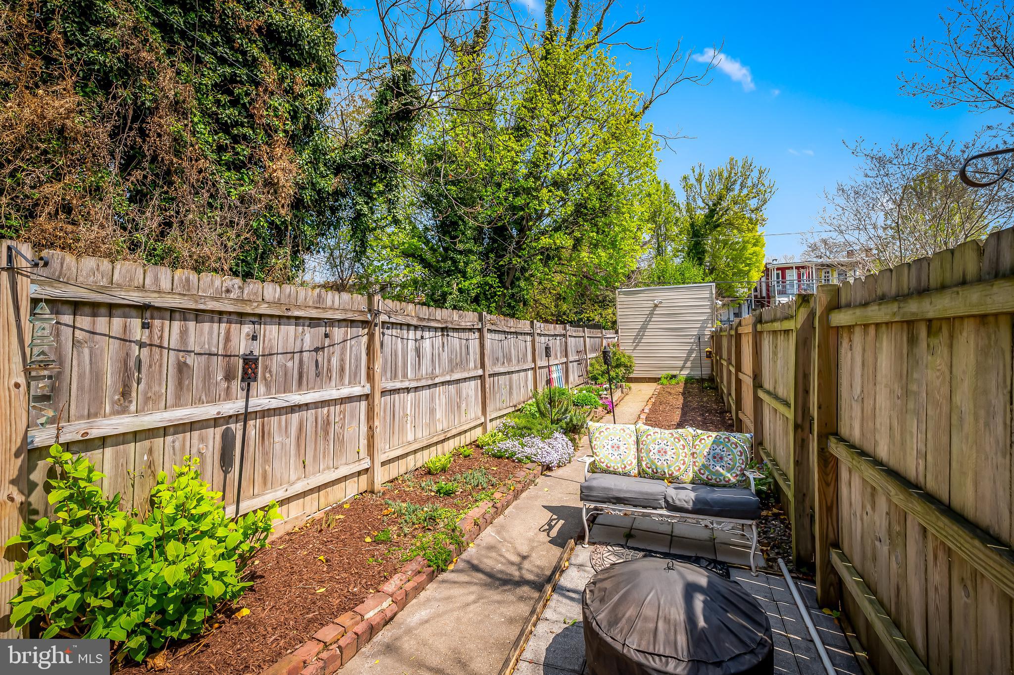 CHARLES VILLAGE - Residential