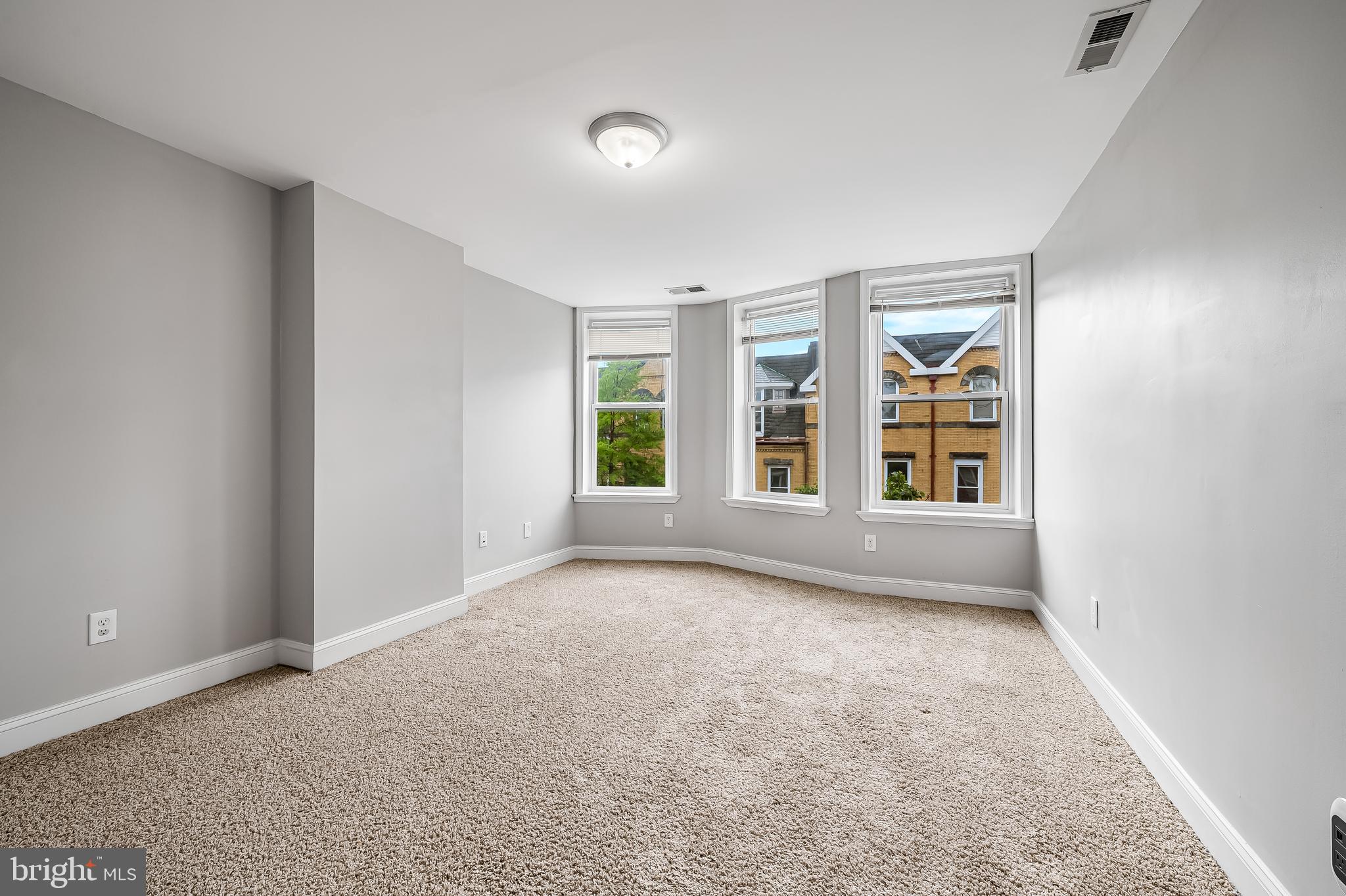 CHARLES VILLAGE - Residential