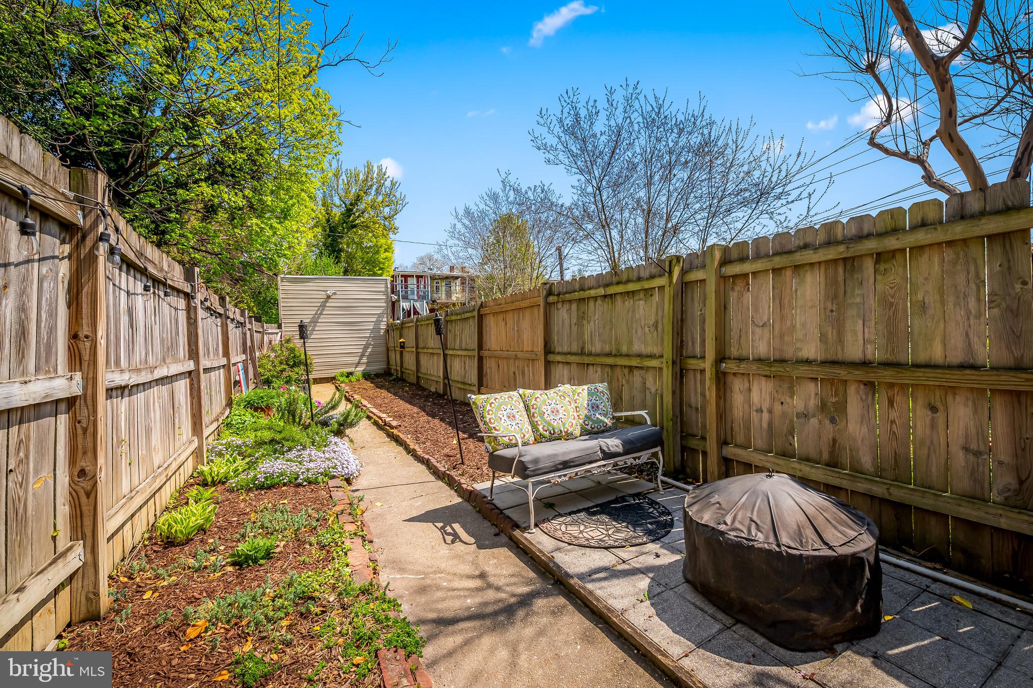 CHARLES VILLAGE - Residential