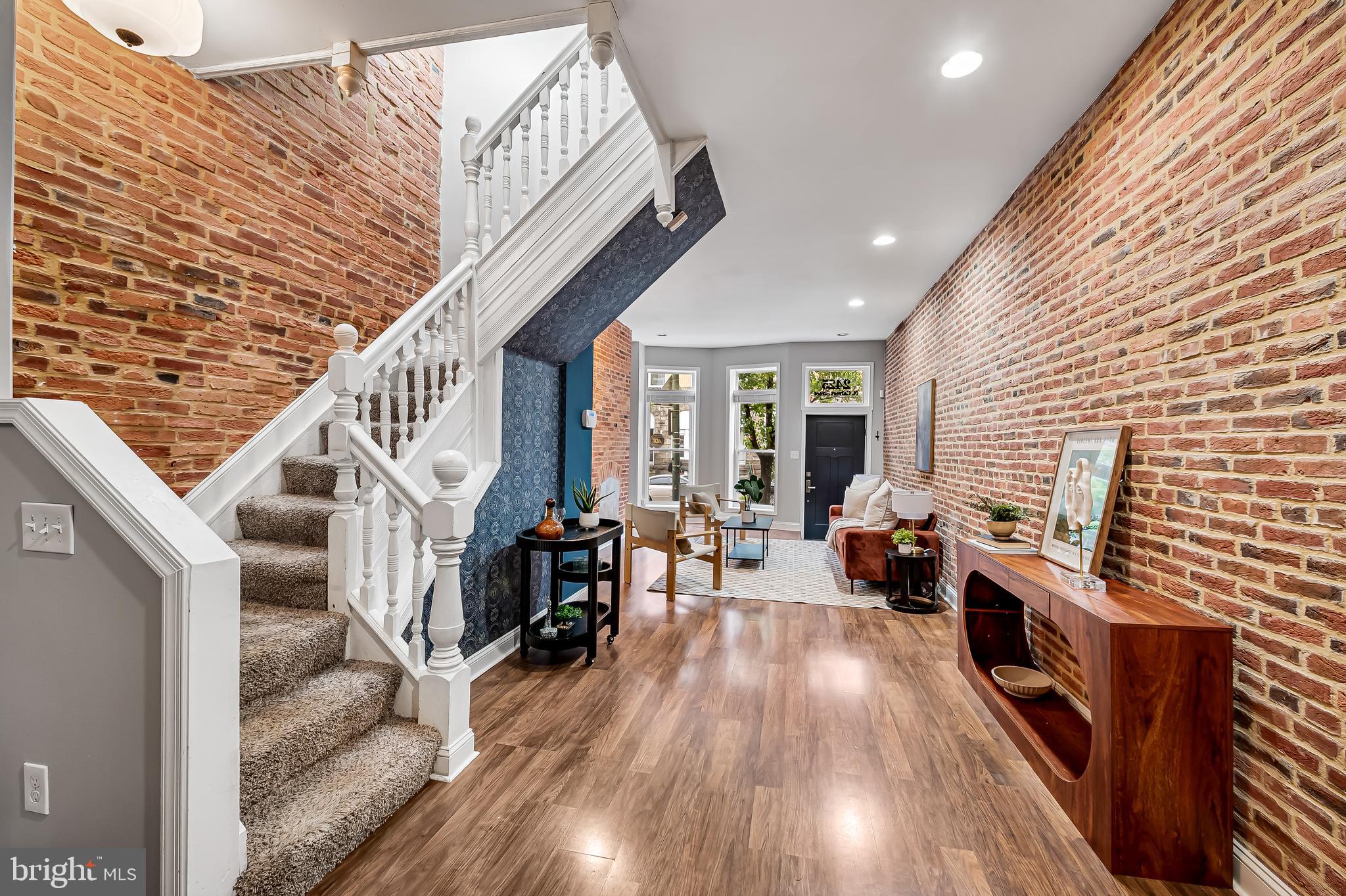 CHARLES VILLAGE - Residential