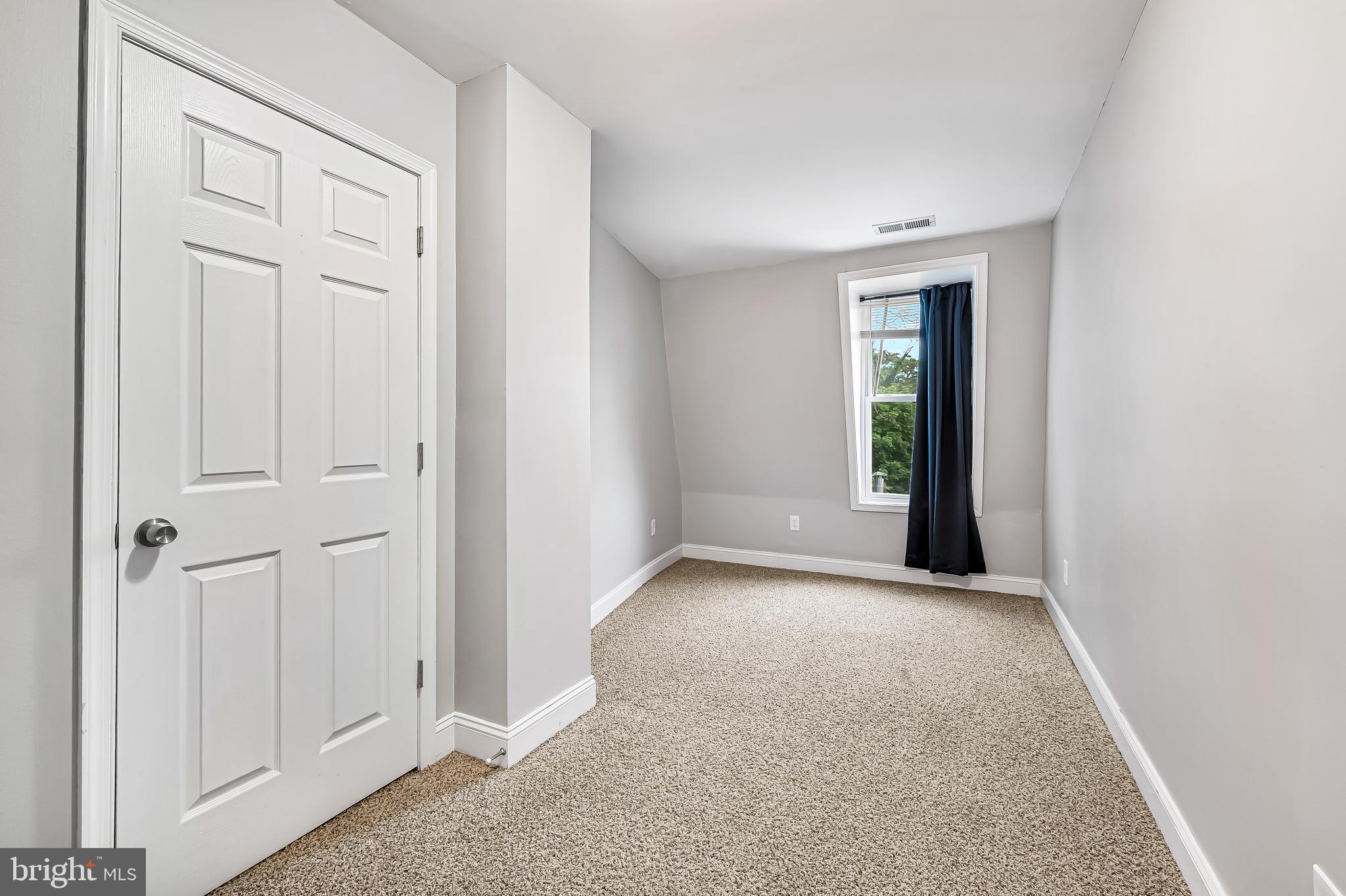 CHARLES VILLAGE - Residential