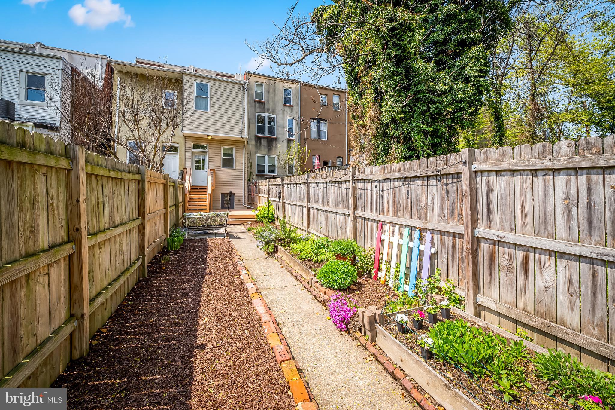 CHARLES VILLAGE - Residential