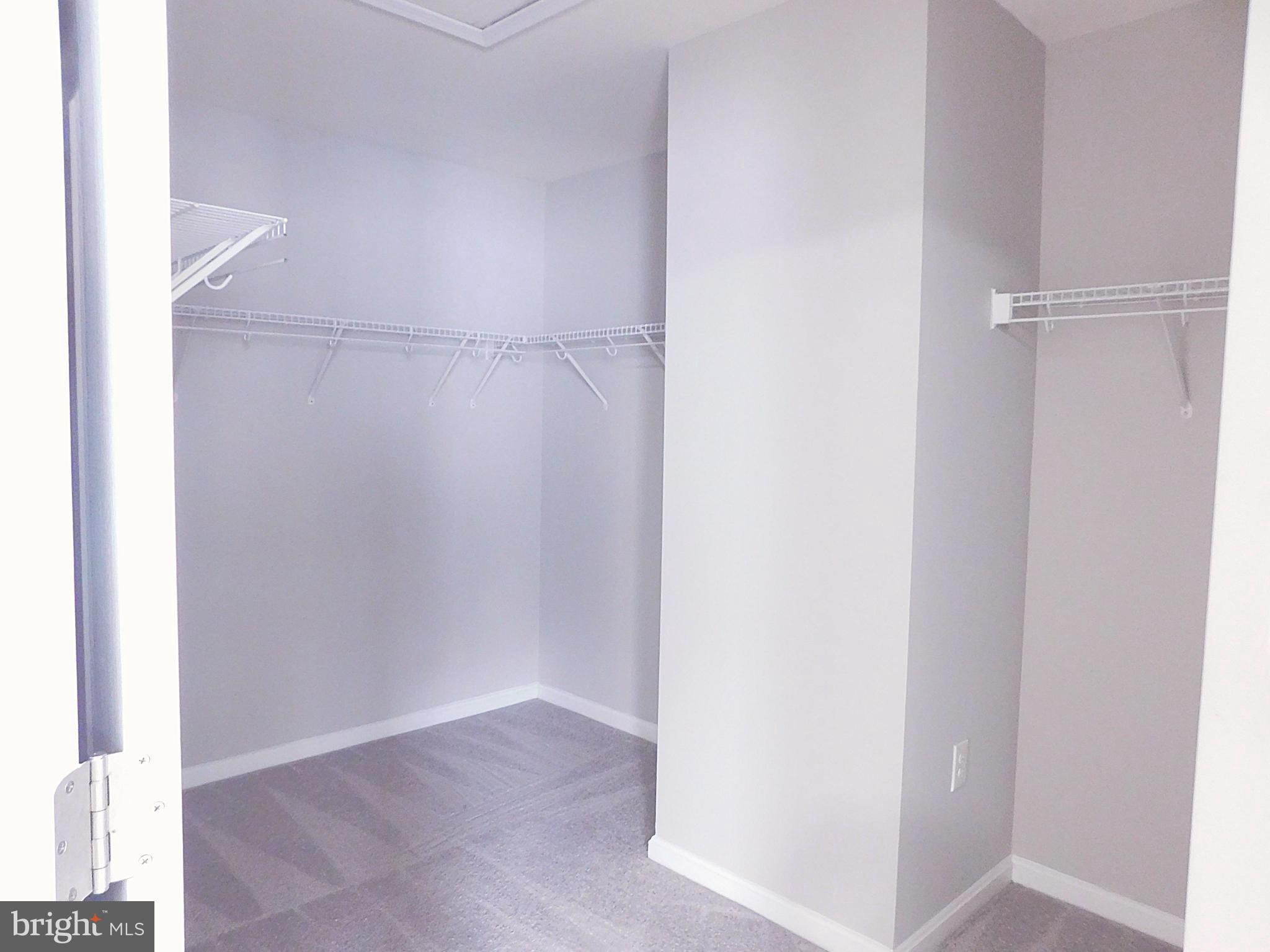 GREAT OAK - Residential Lease