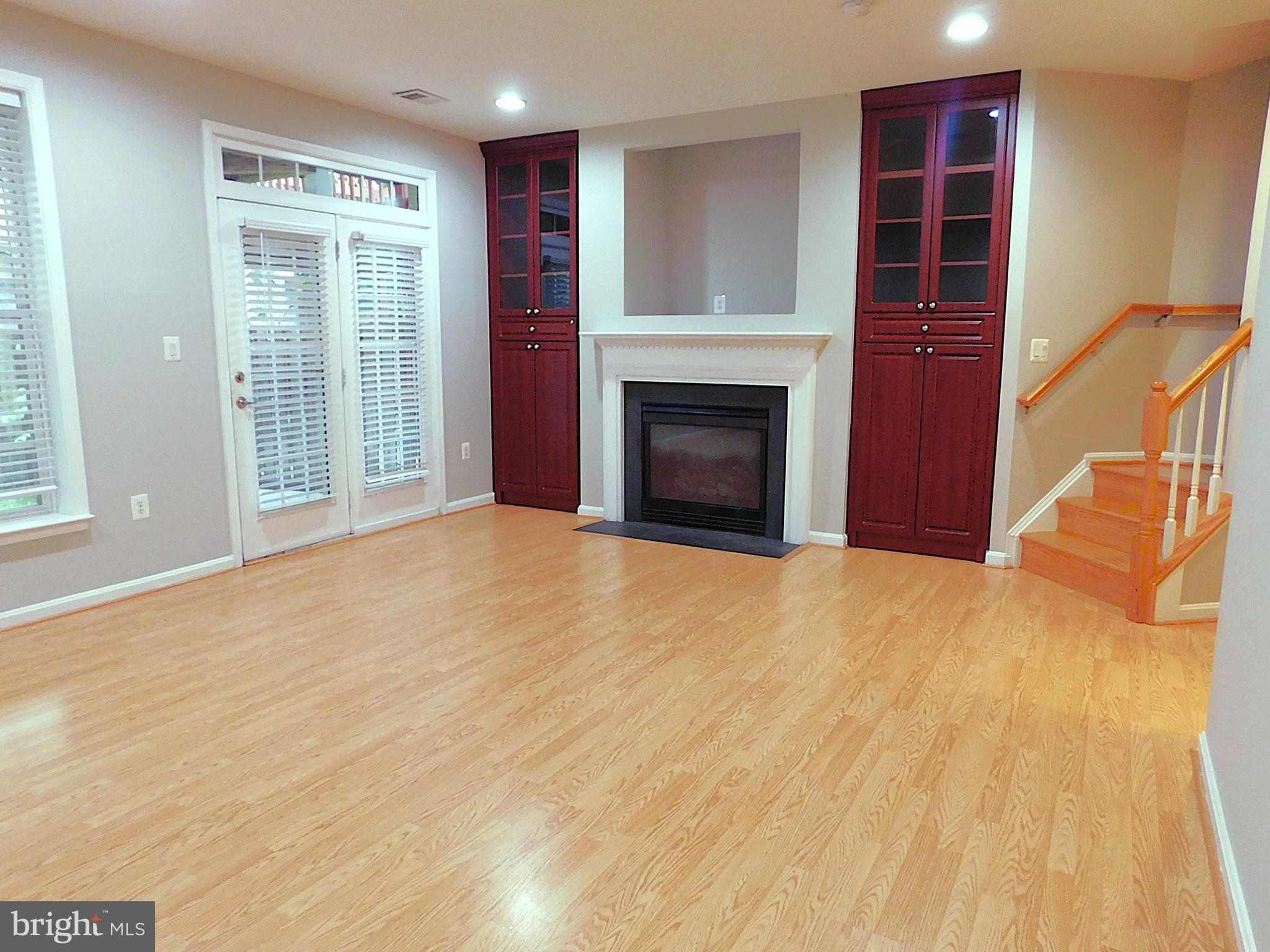 GREAT OAK - Residential Lease