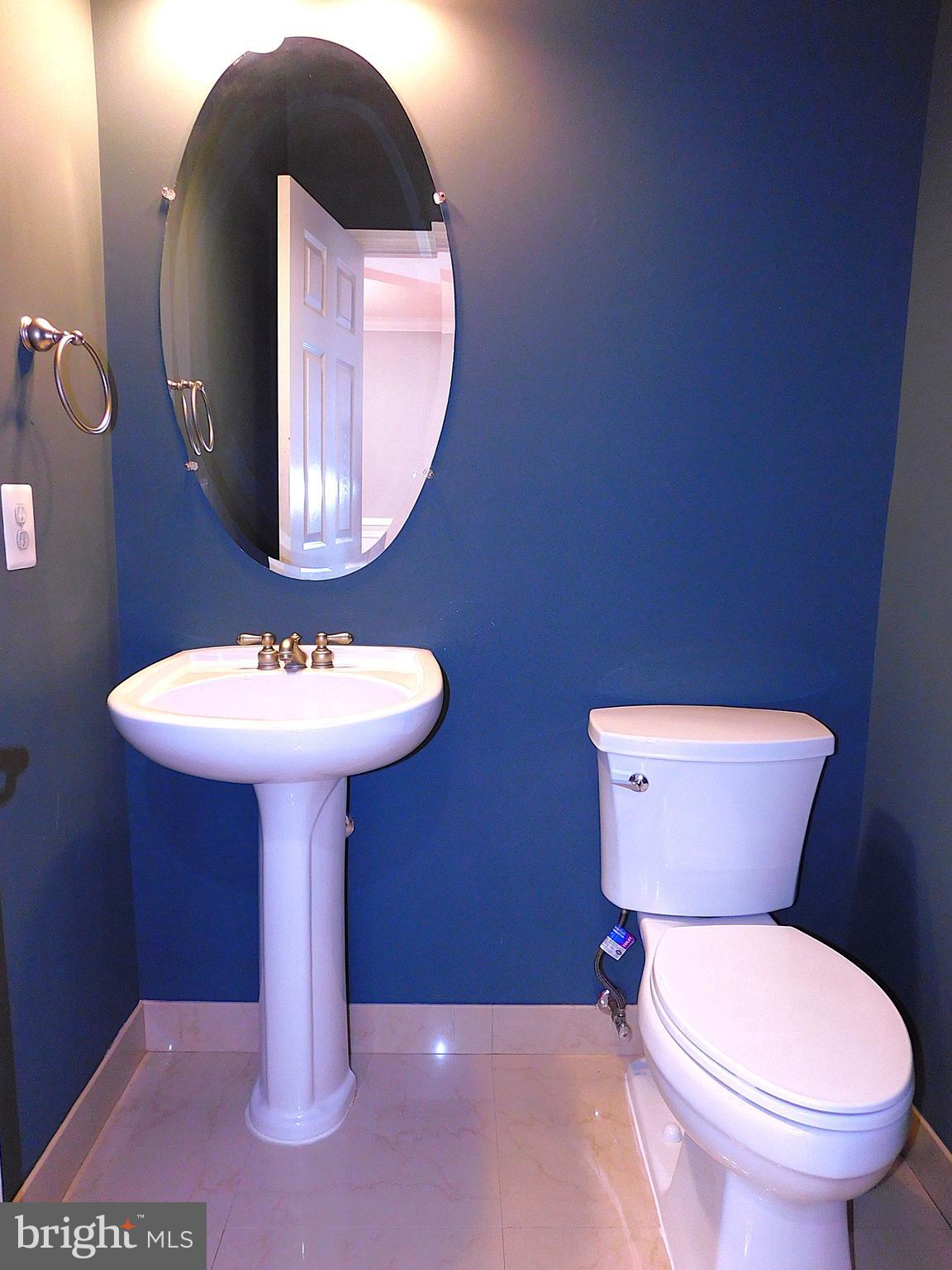 GREAT OAK - Residential Lease