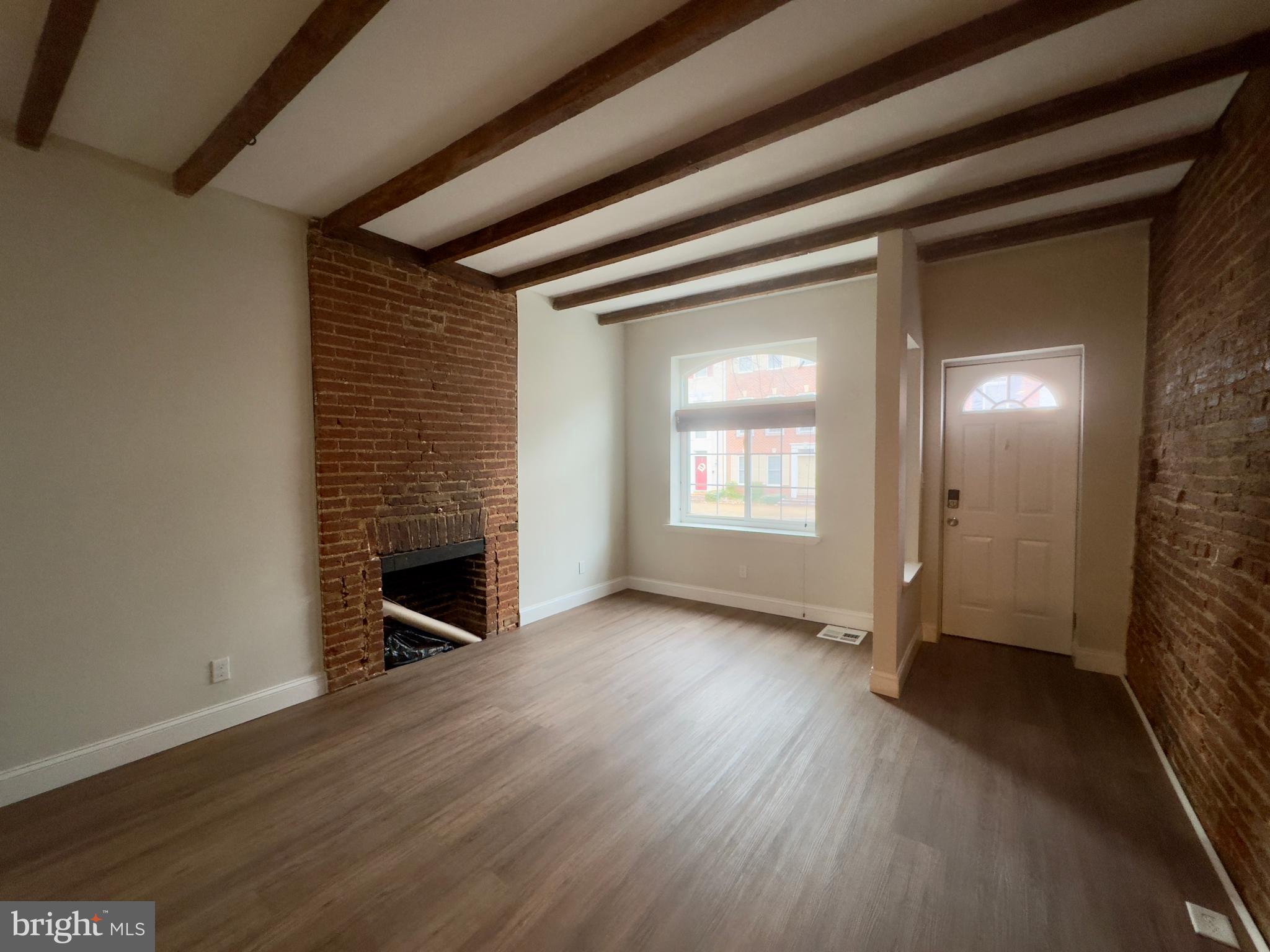 BARRE CIRCLE HISTORIC DISTRICT - Residential Lease