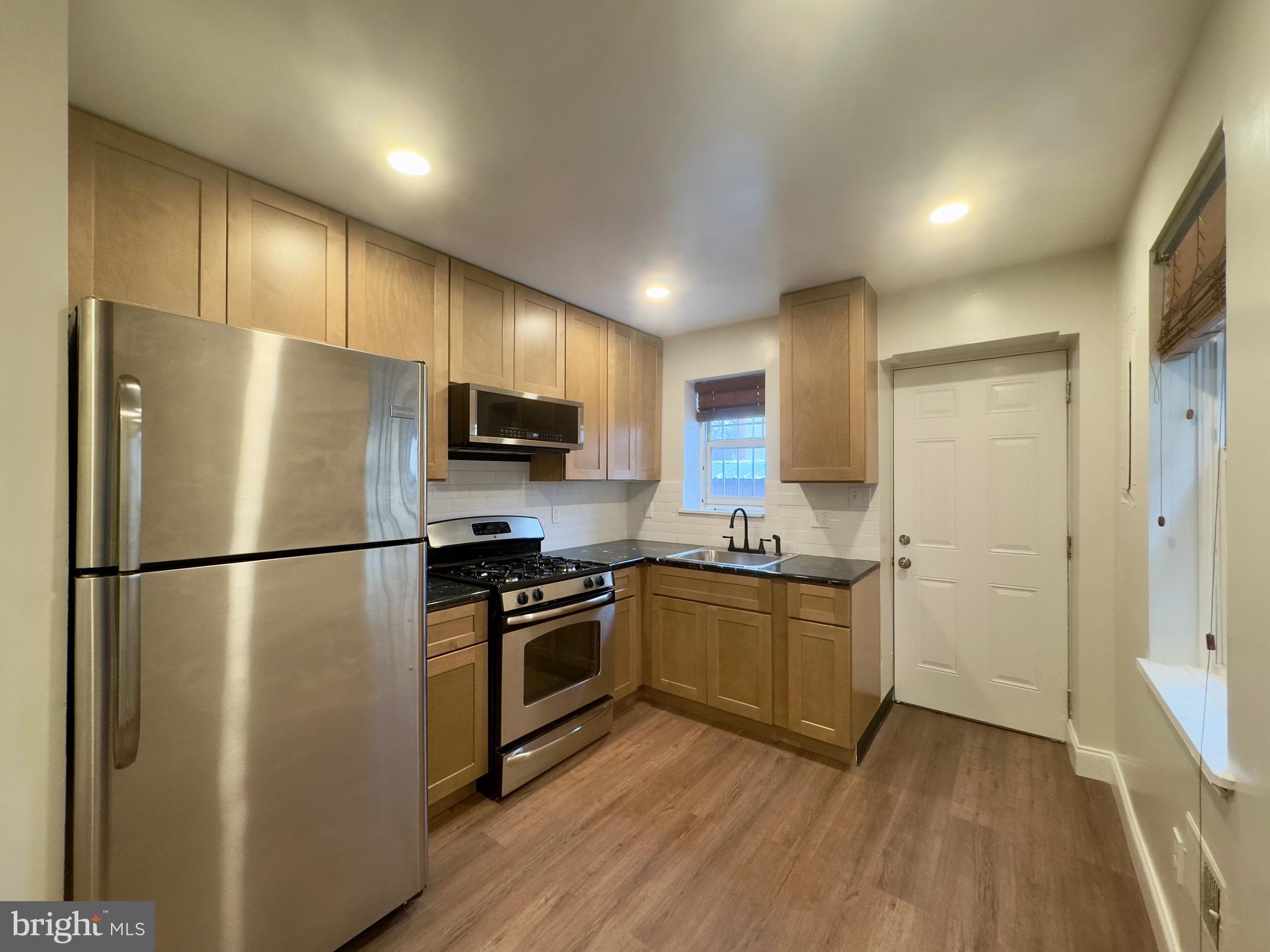 BARRE CIRCLE HISTORIC DISTRICT - Residential Lease