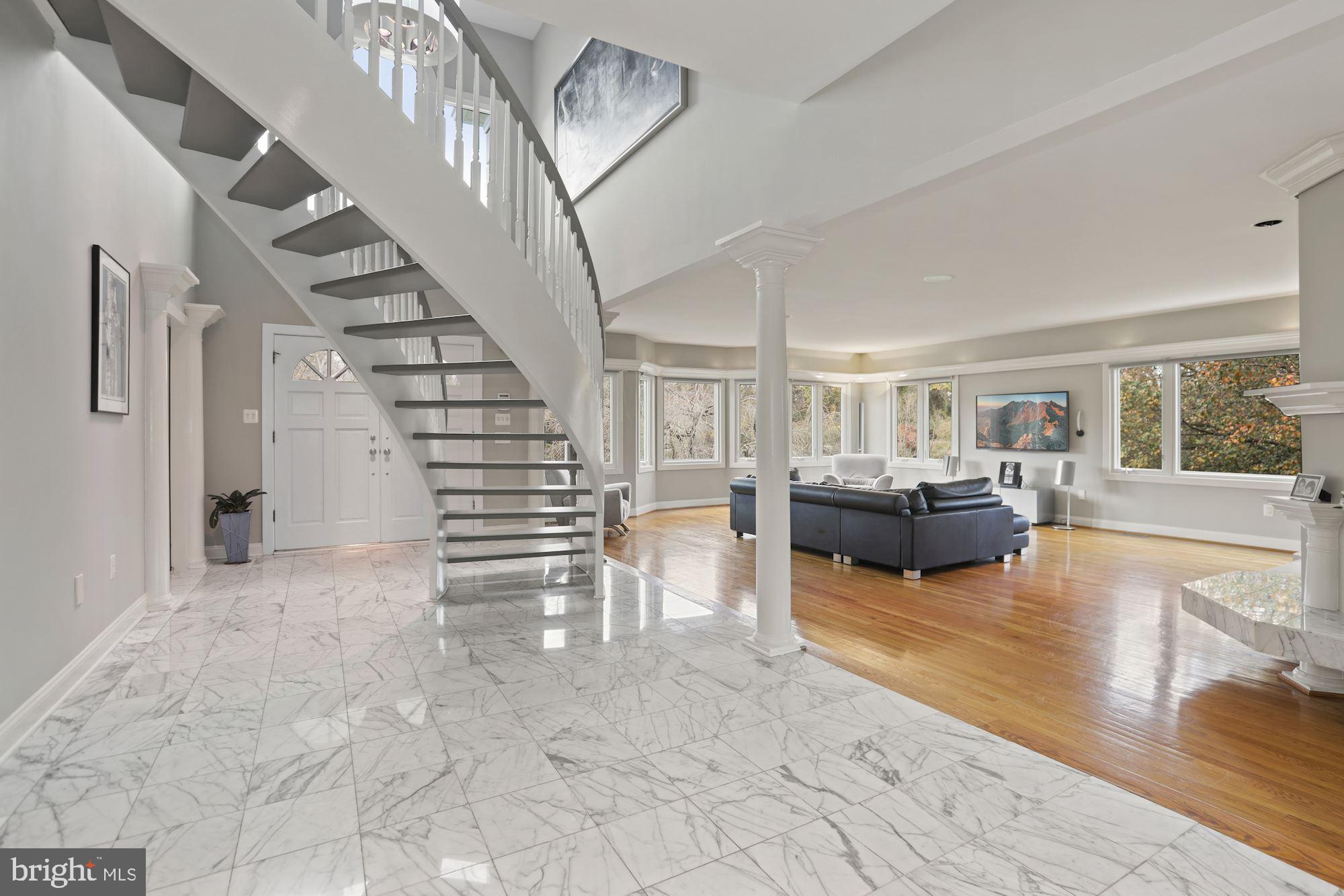 DEERFIELD POND - Residential