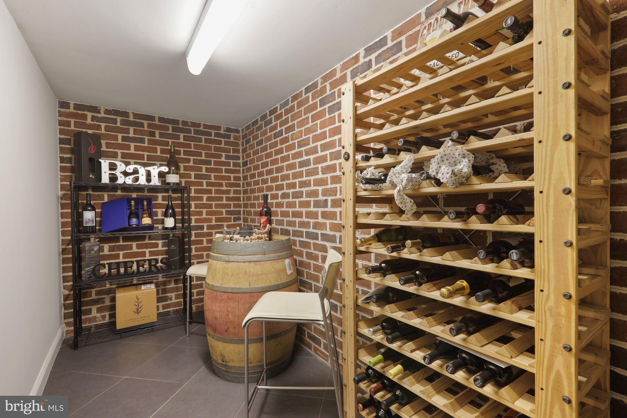 DEERFIELD POND - Residential