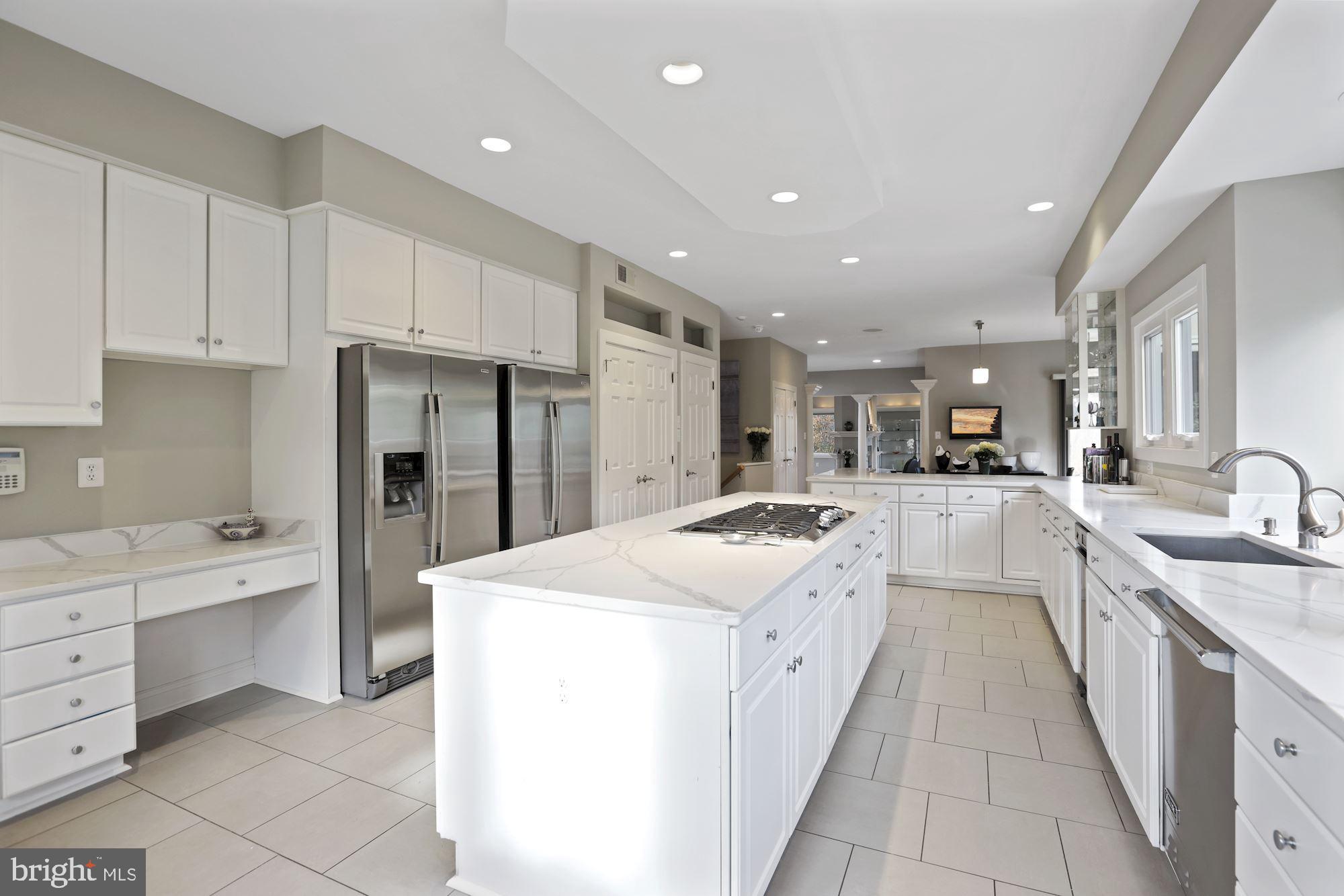 DEERFIELD POND - Residential