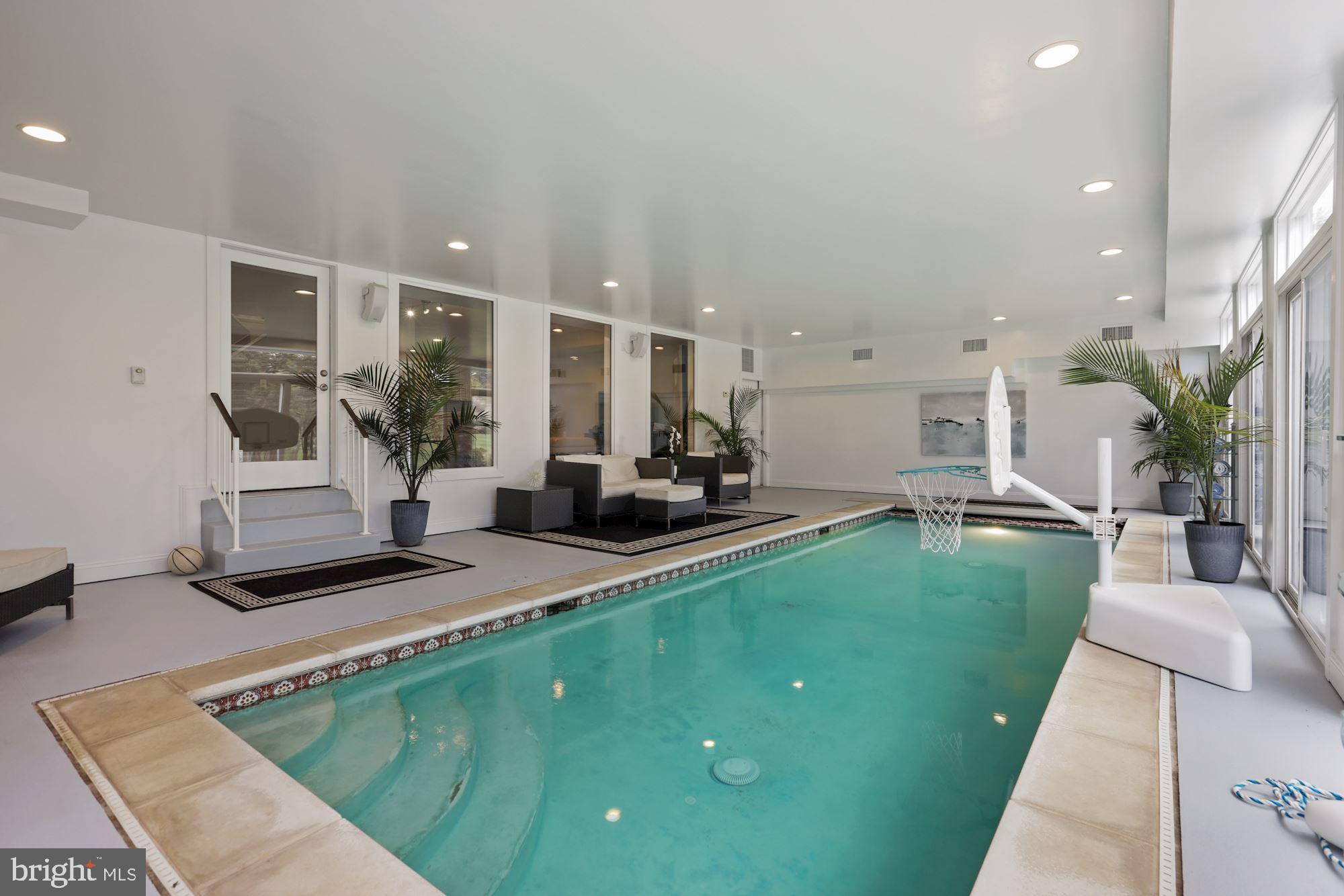 DEERFIELD POND - Residential