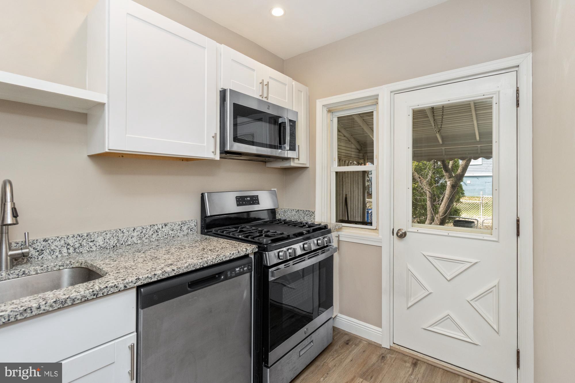 MEDFIELD - Residential Lease