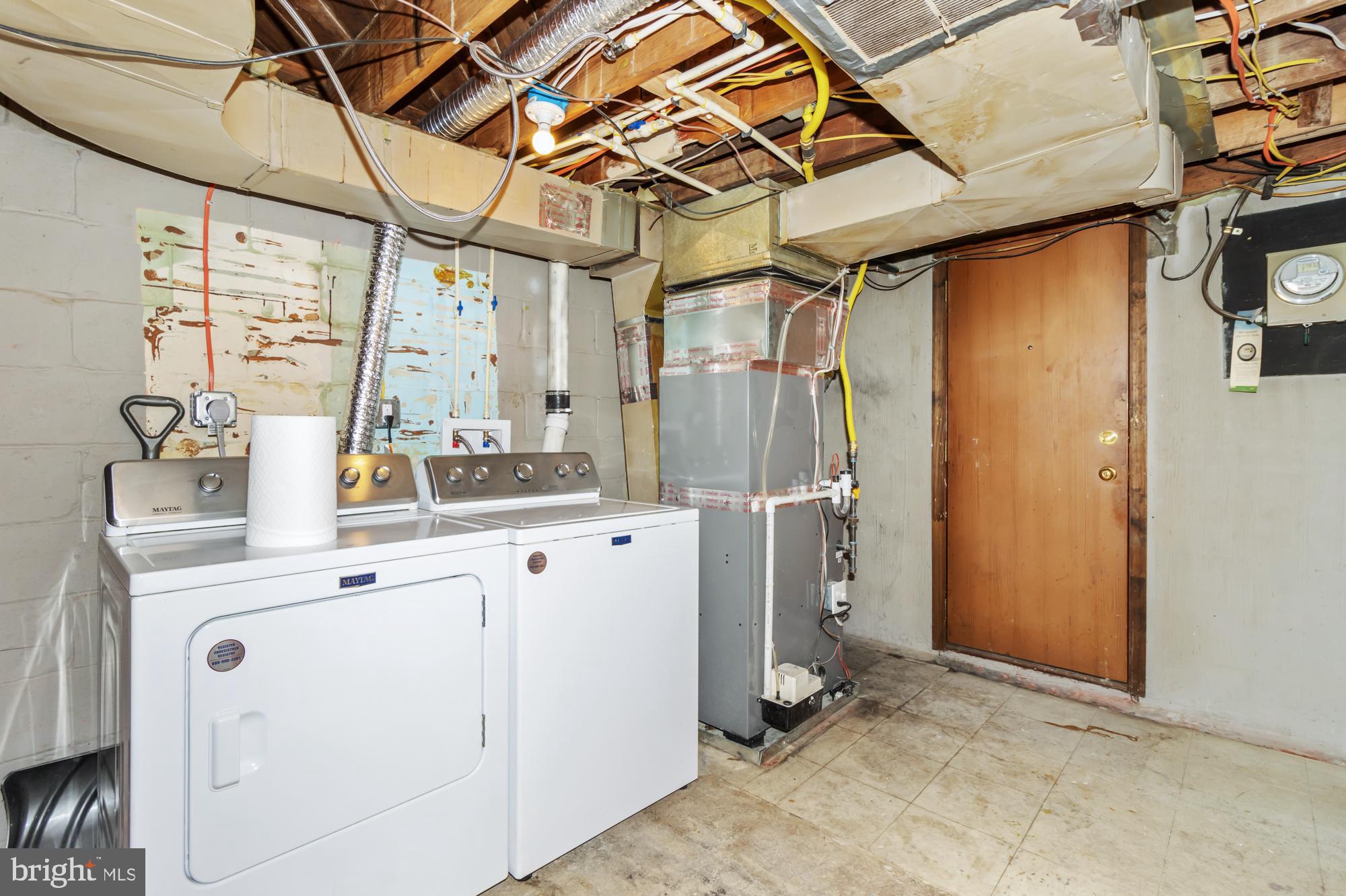 MEDFIELD - Residential Lease