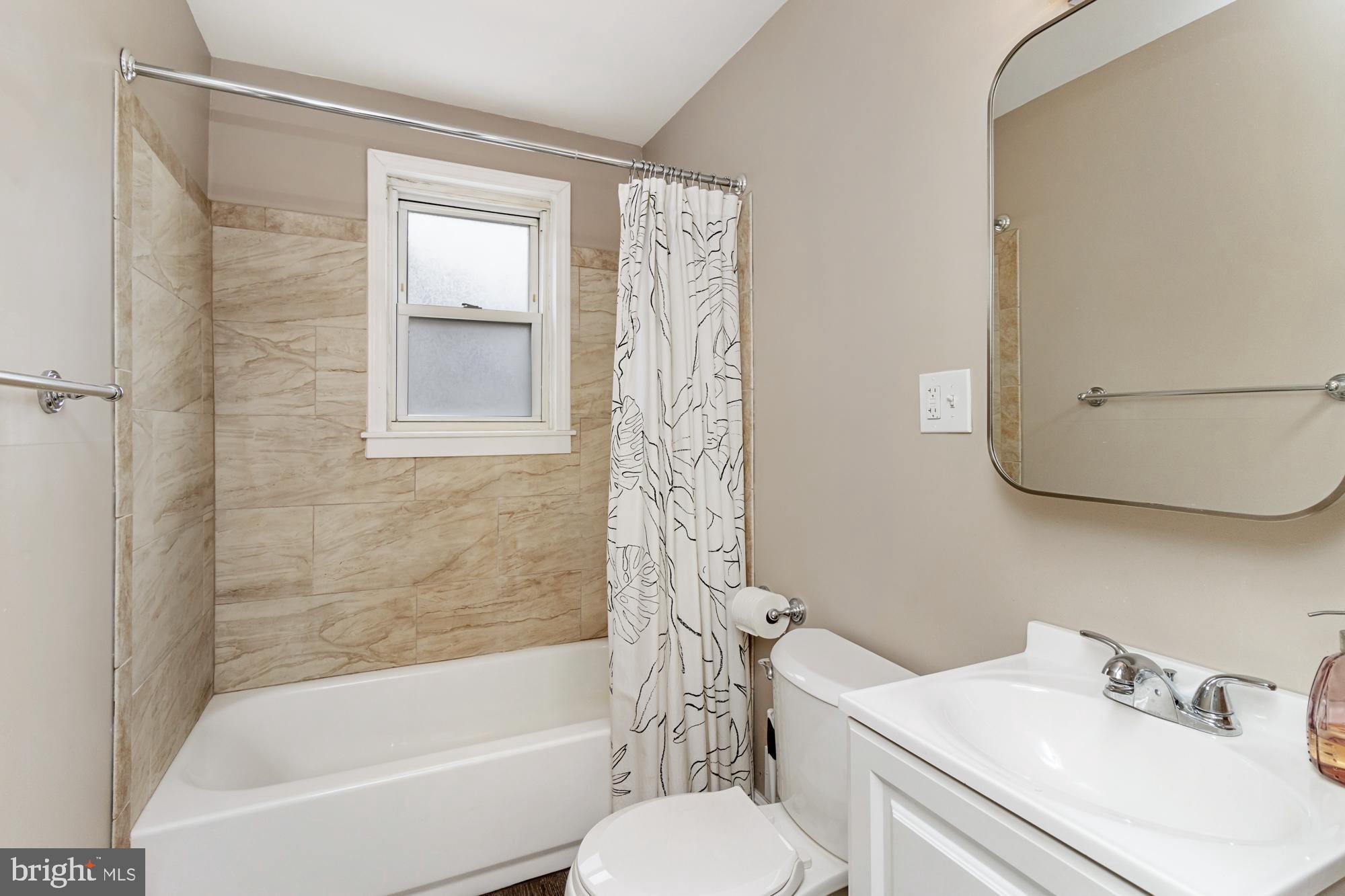 MEDFIELD - Residential Lease