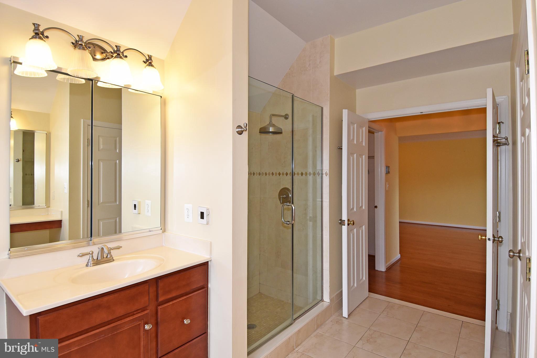 BELMONT - Residential Lease