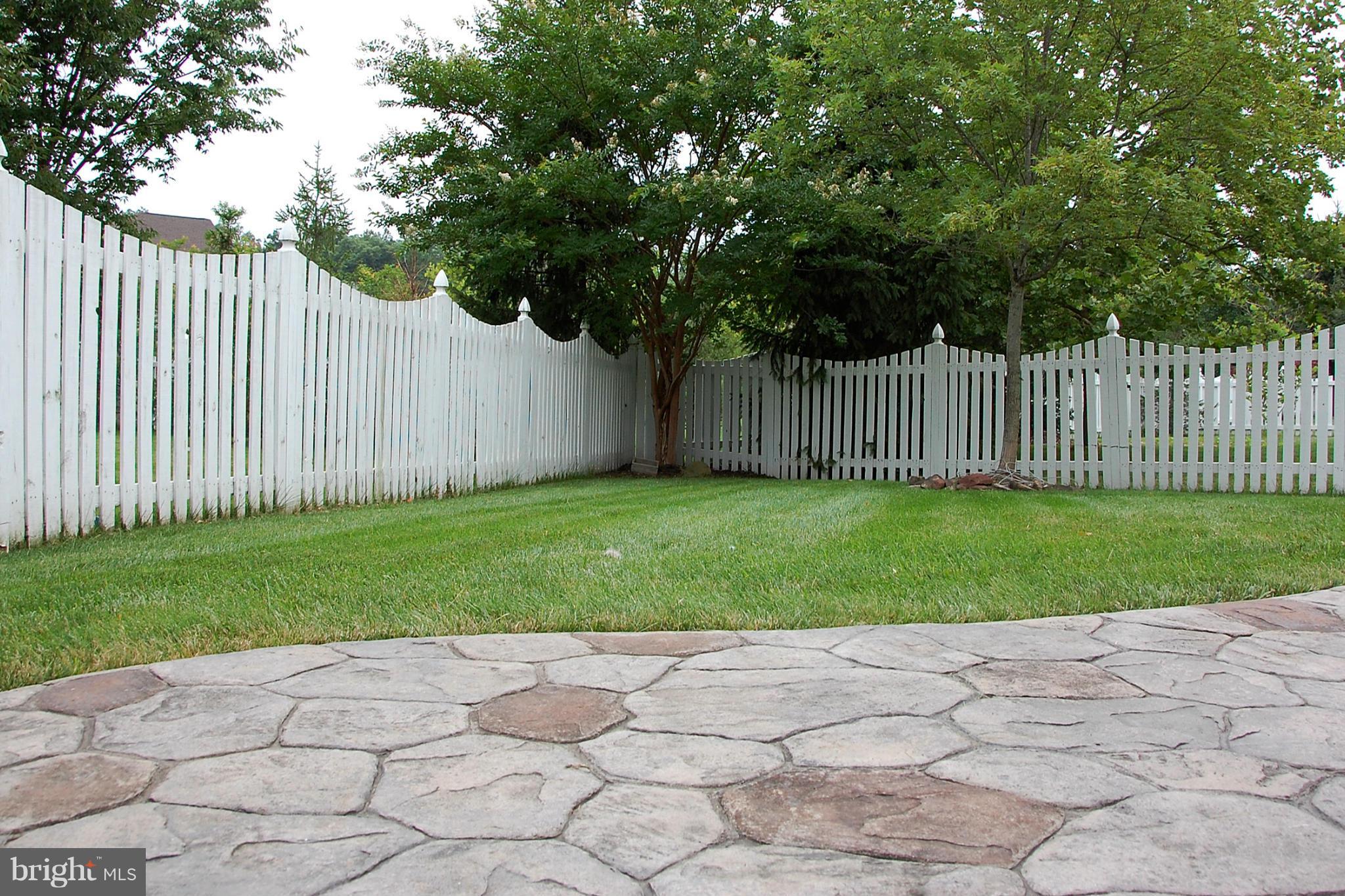 BELMONT - Residential Lease