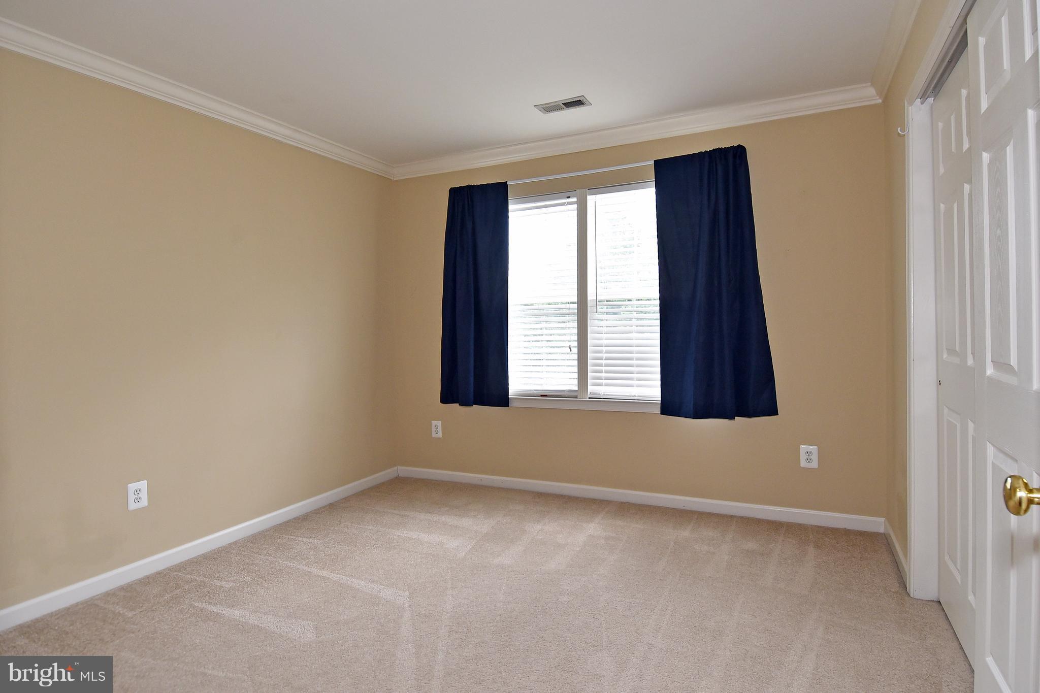 BELMONT - Residential Lease