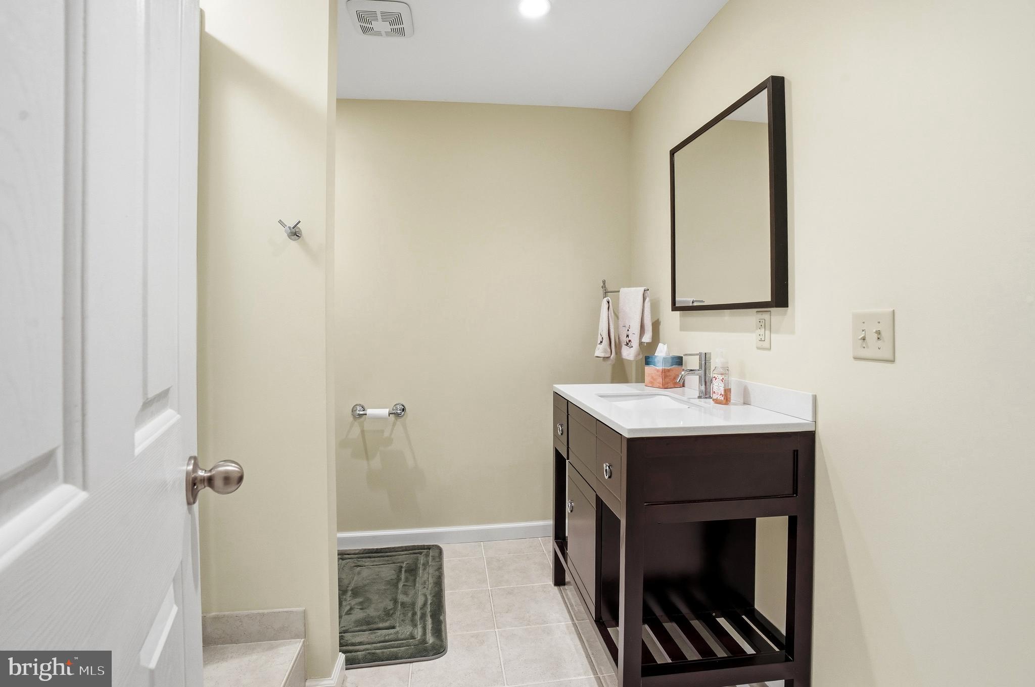 WEDGEWOOD PLACE - Residential