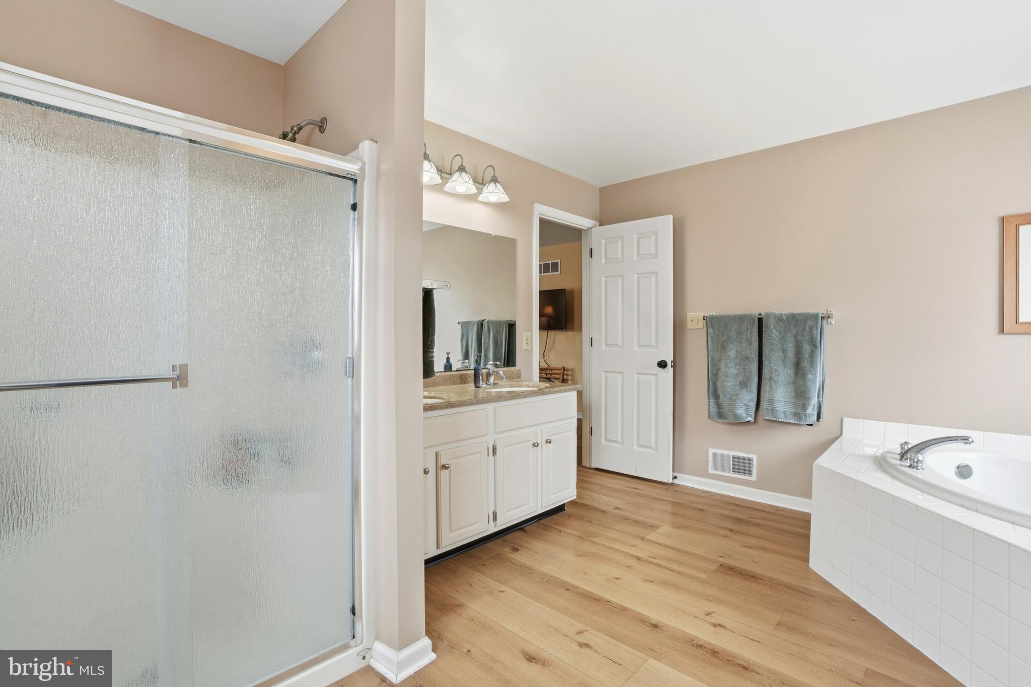 WEDGEWOOD PLACE - Residential