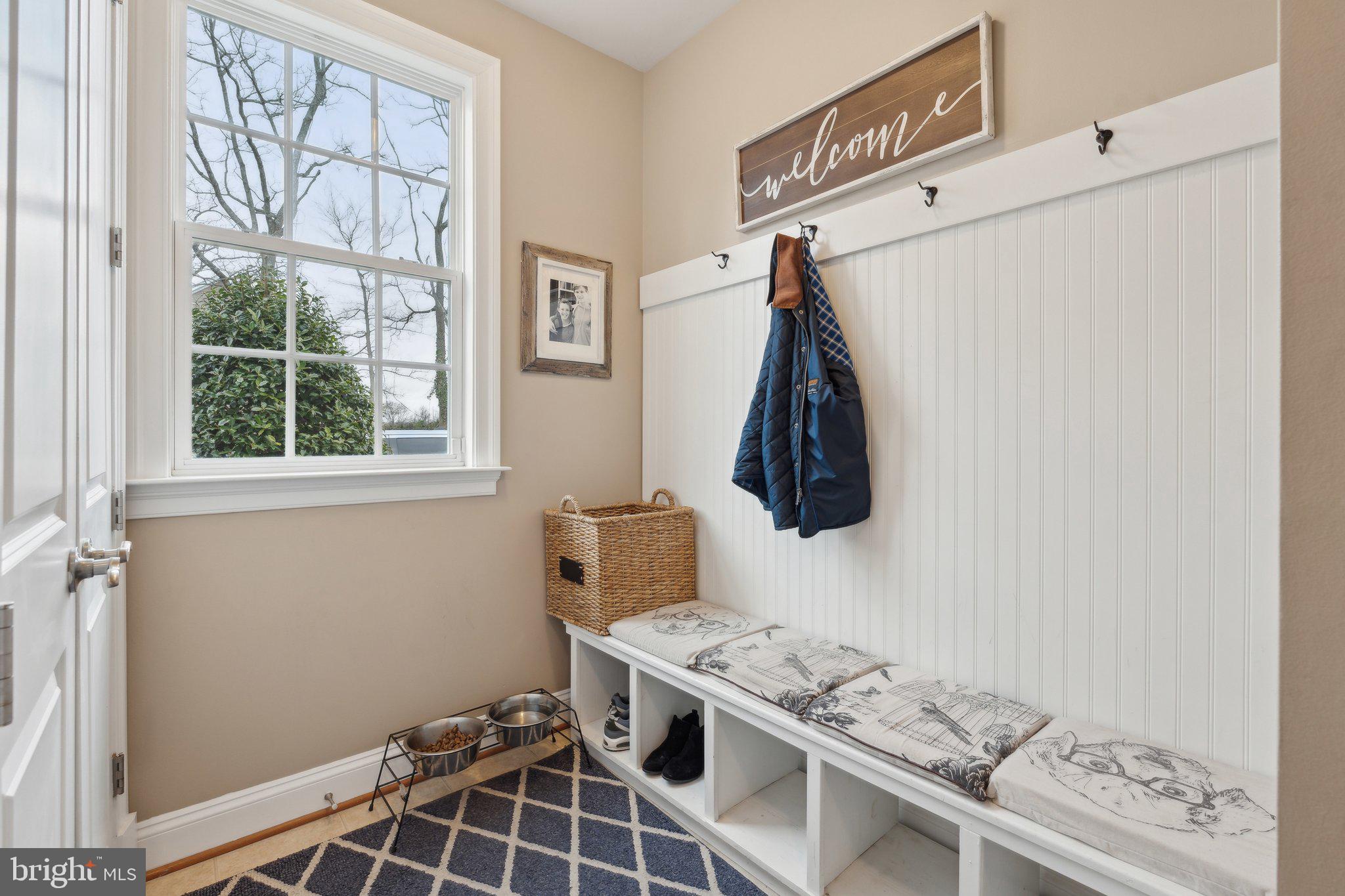 VILLAGE CASE - Residential