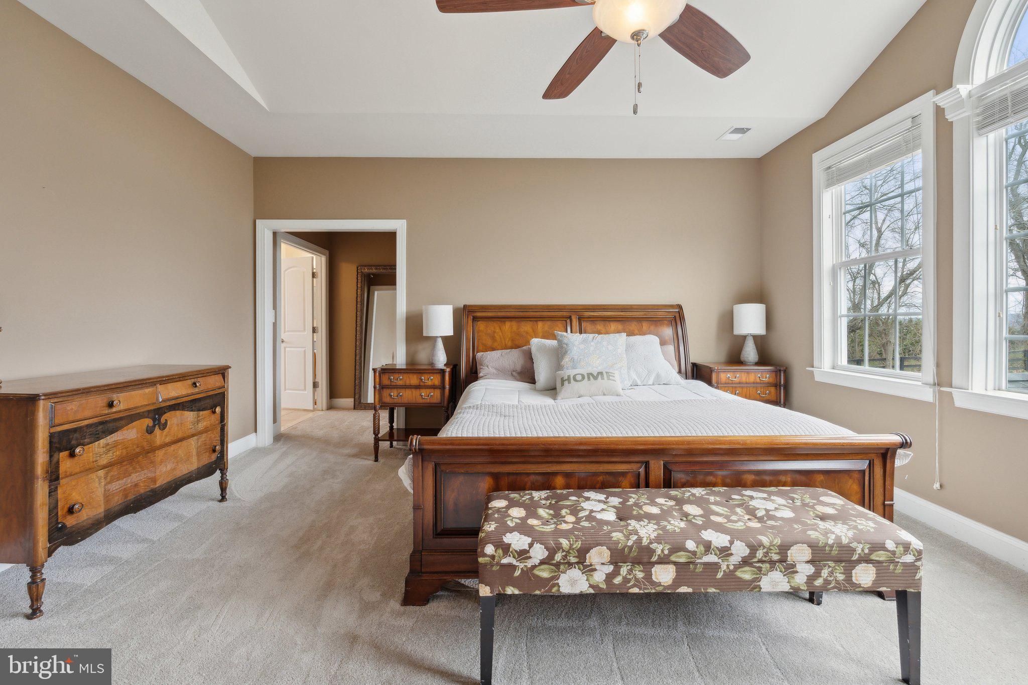 VILLAGE CASE - Residential