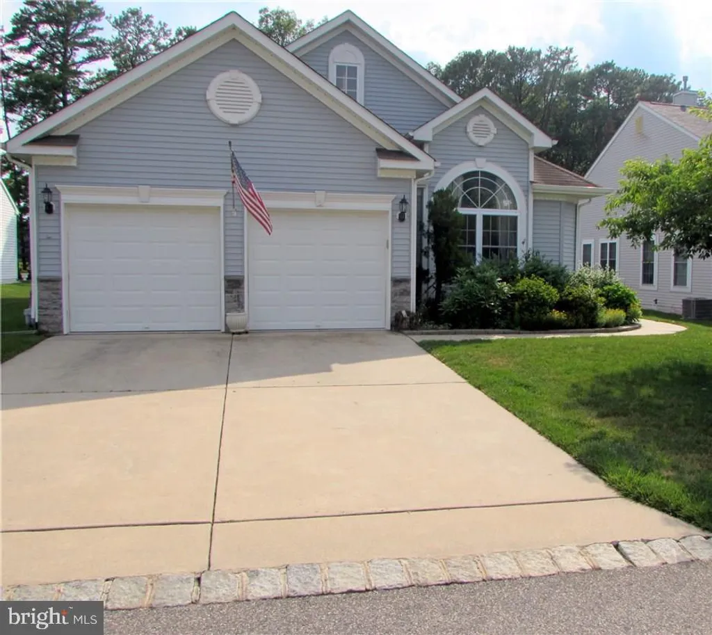 12 Belmar Boulevard, Waretown, NJ 08758