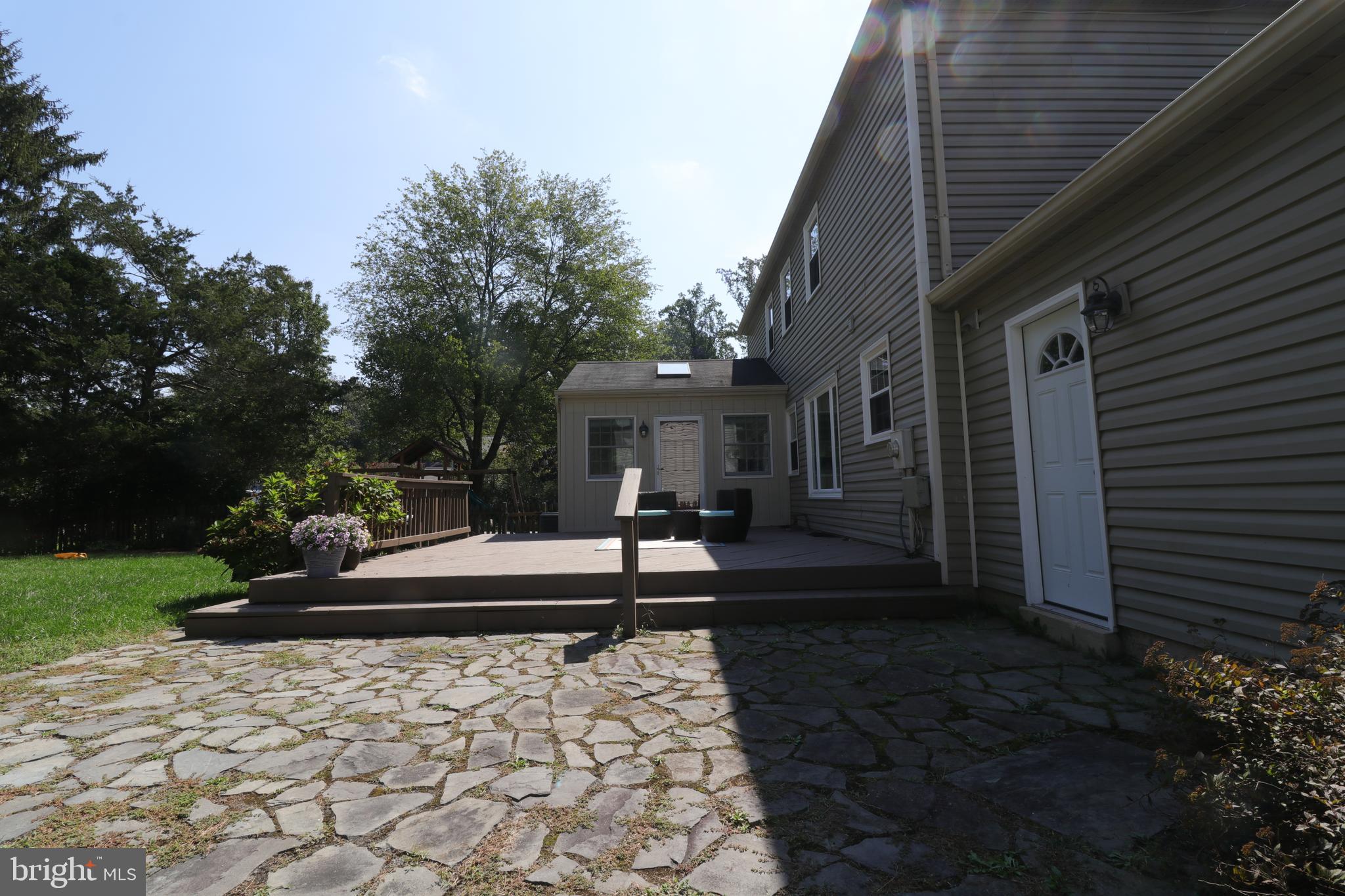 LAKE BRADDOCK - Residential