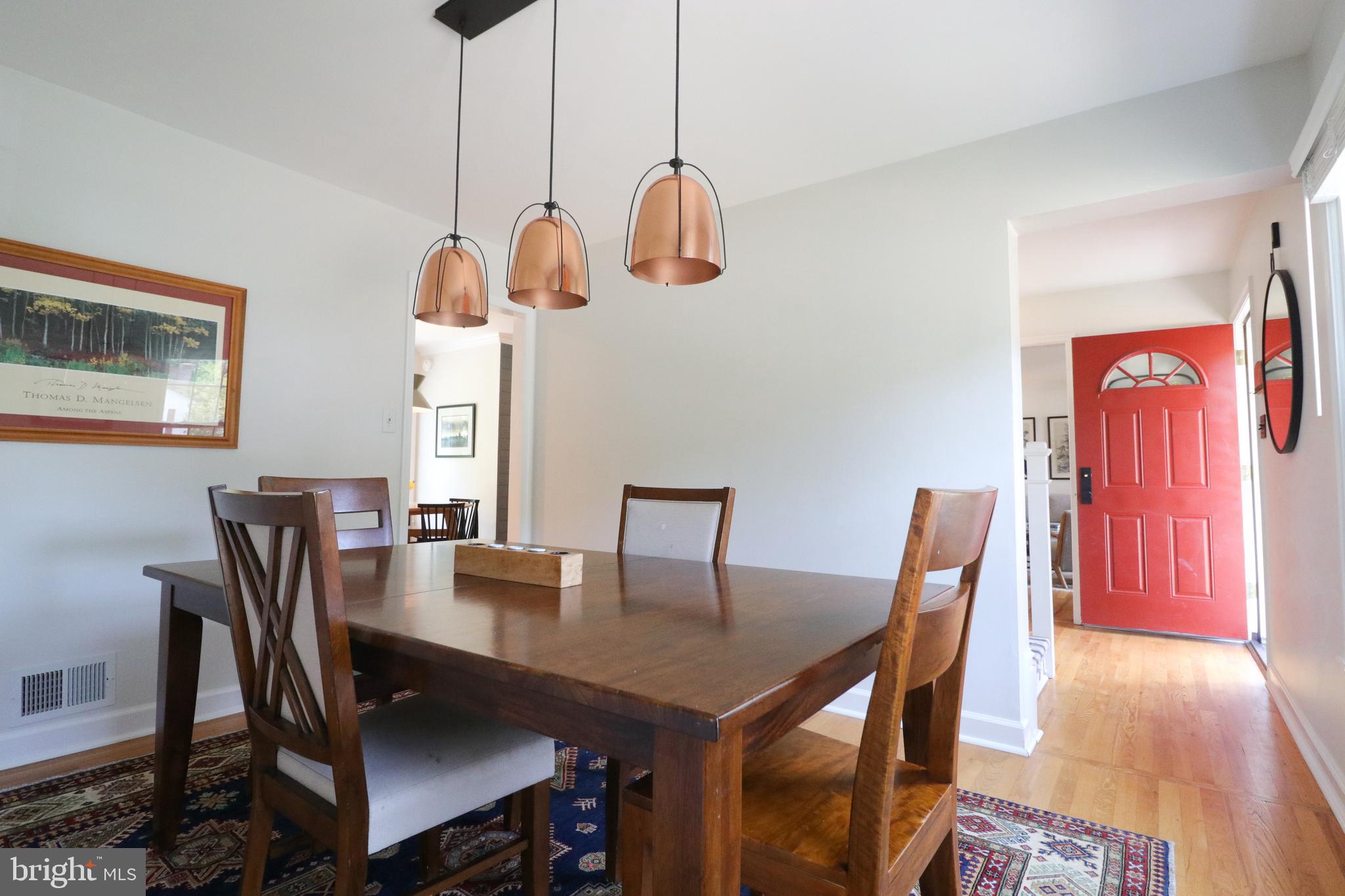 LAKE BRADDOCK - Residential