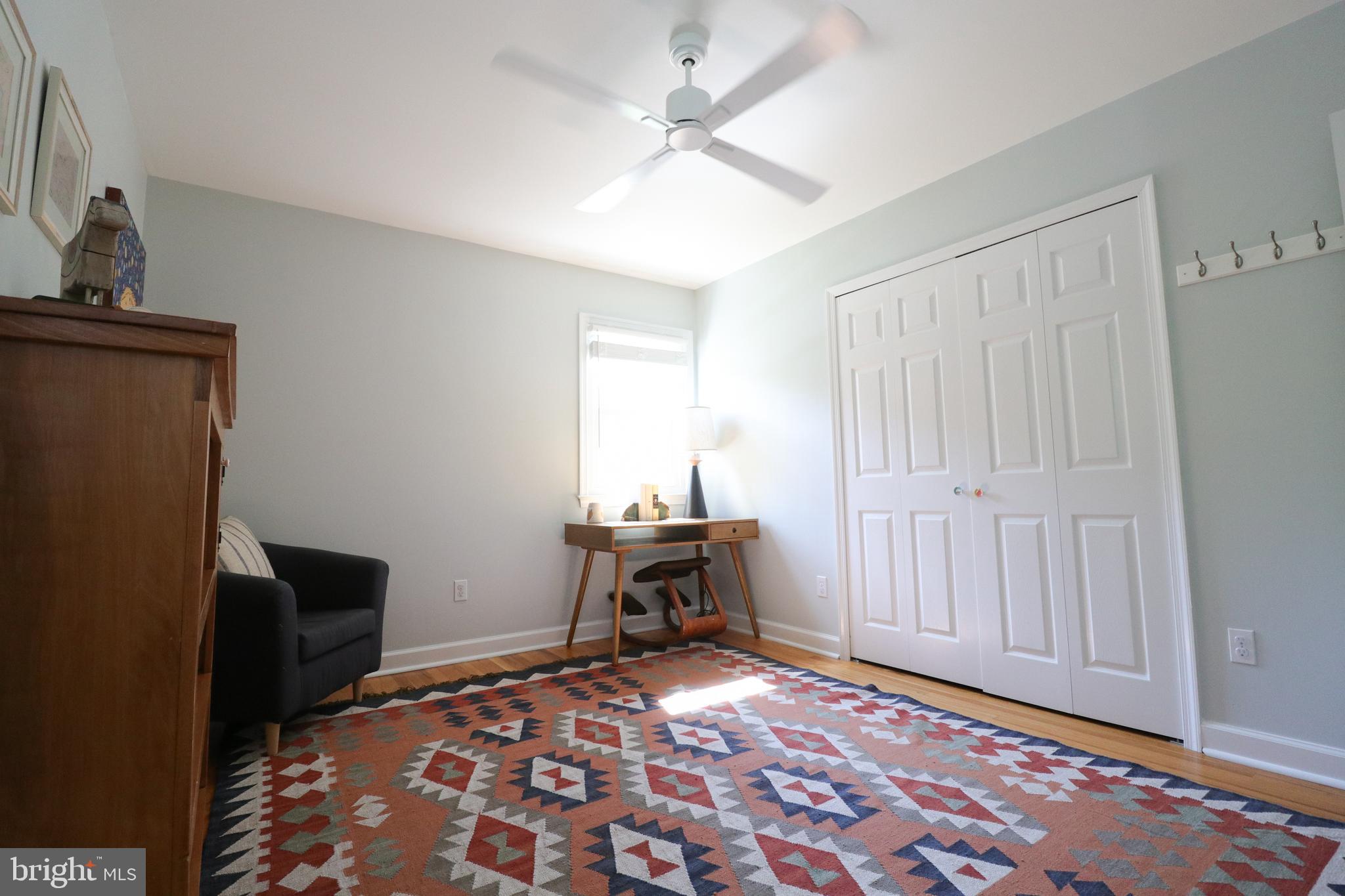 LAKE BRADDOCK - Residential