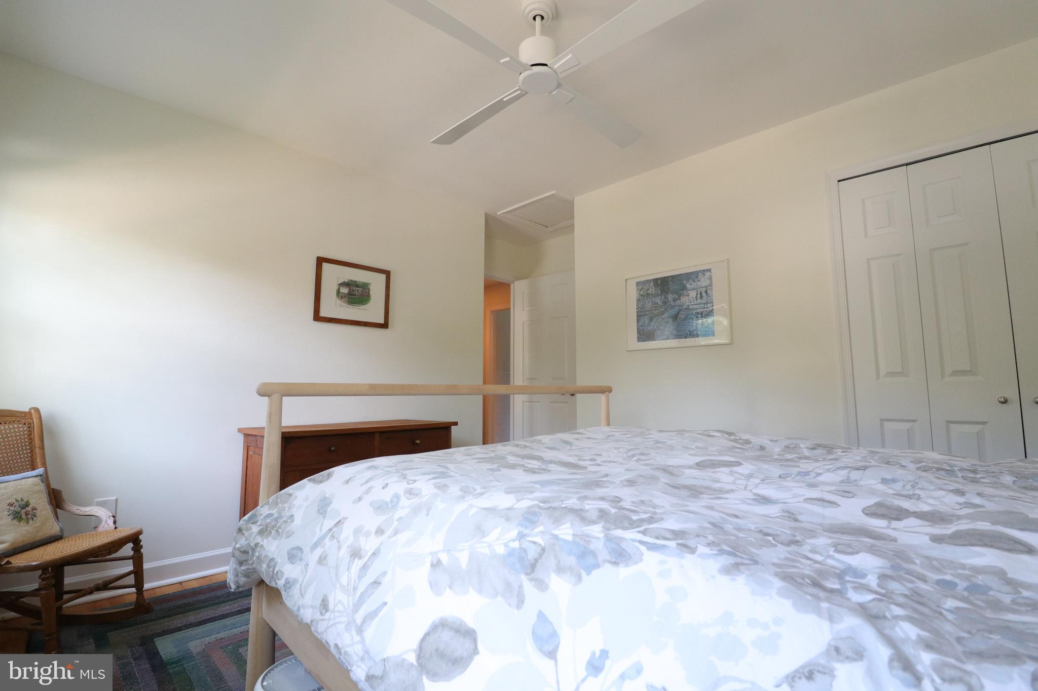 LAKE BRADDOCK - Residential