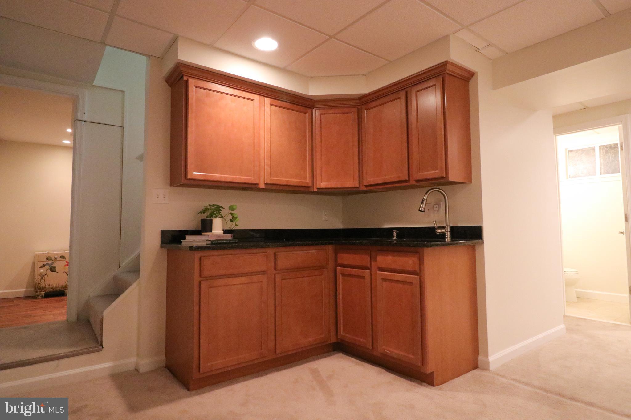 LAKE BRADDOCK - Residential