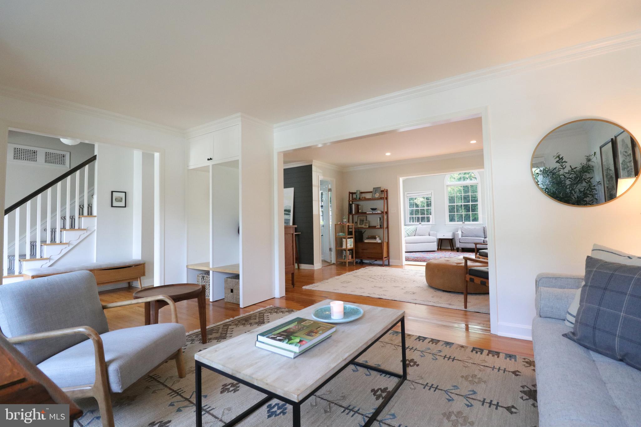 LAKE BRADDOCK - Residential