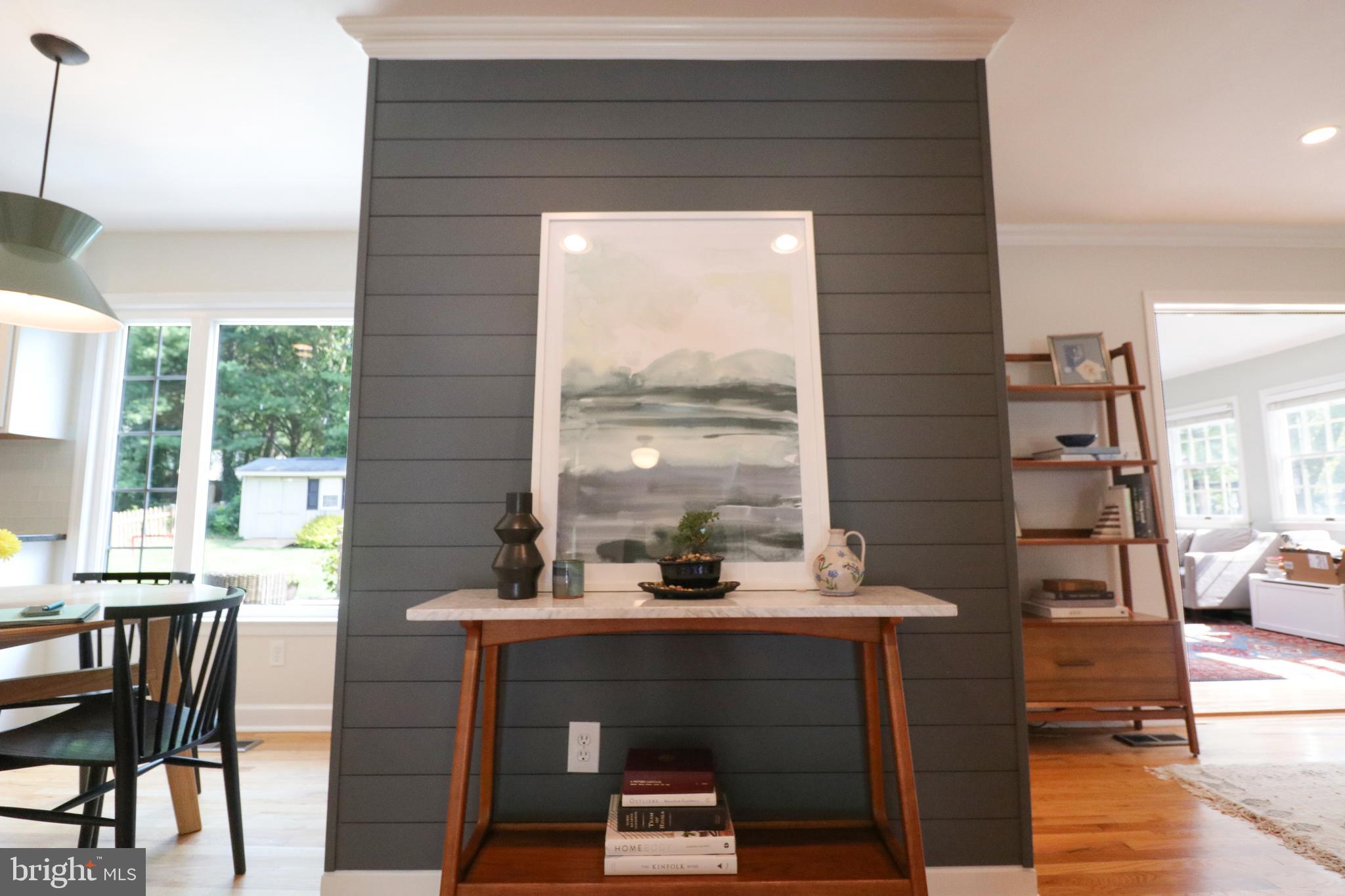 LAKE BRADDOCK - Residential