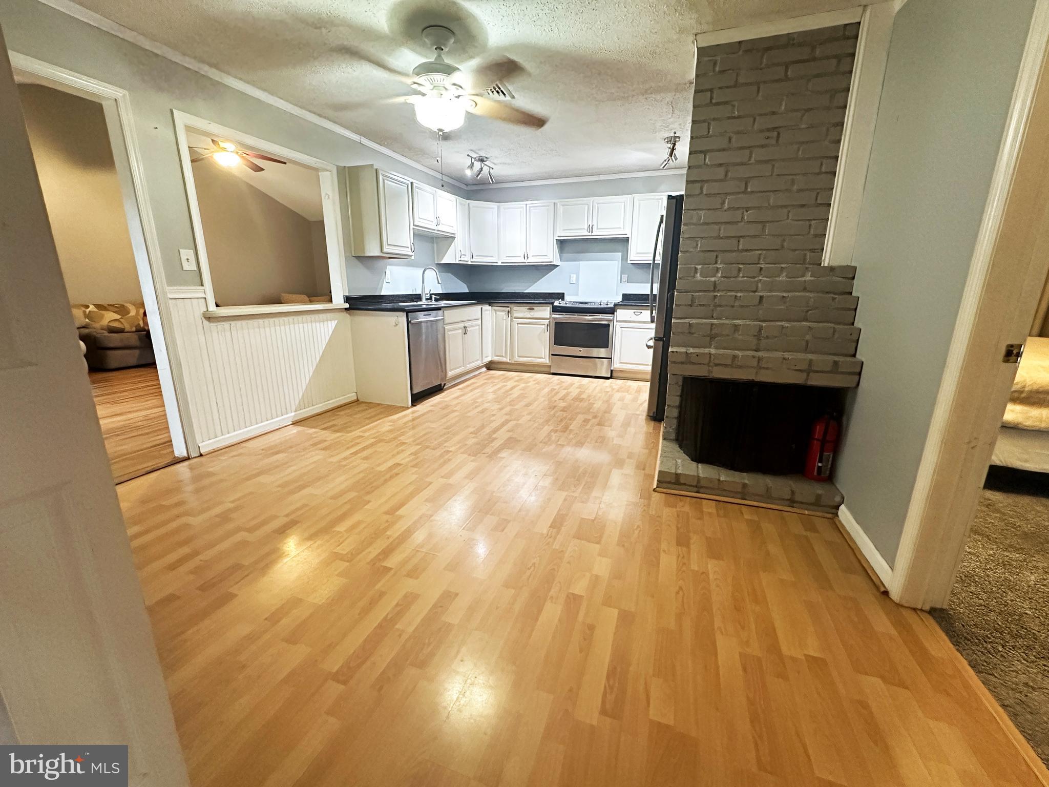 PINEWOOD - Residential
