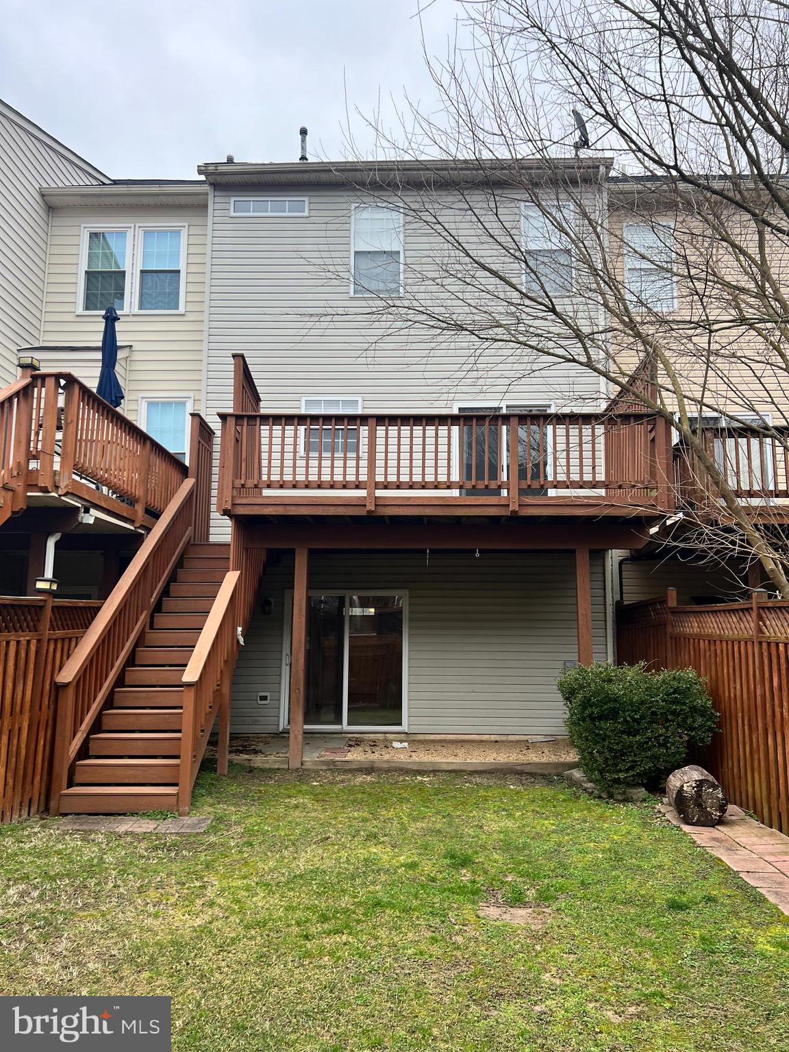 FARMINGTON VILLAGE - Residential Lease