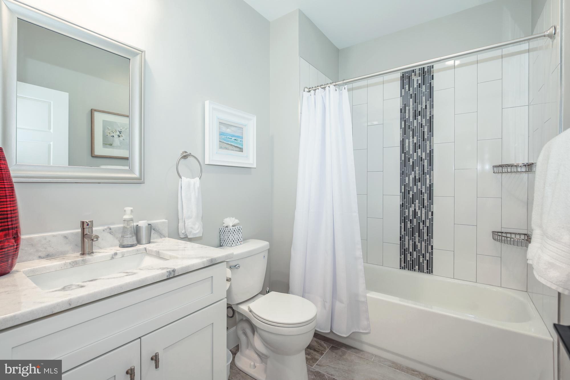 PIMMIT VIEW - Residential