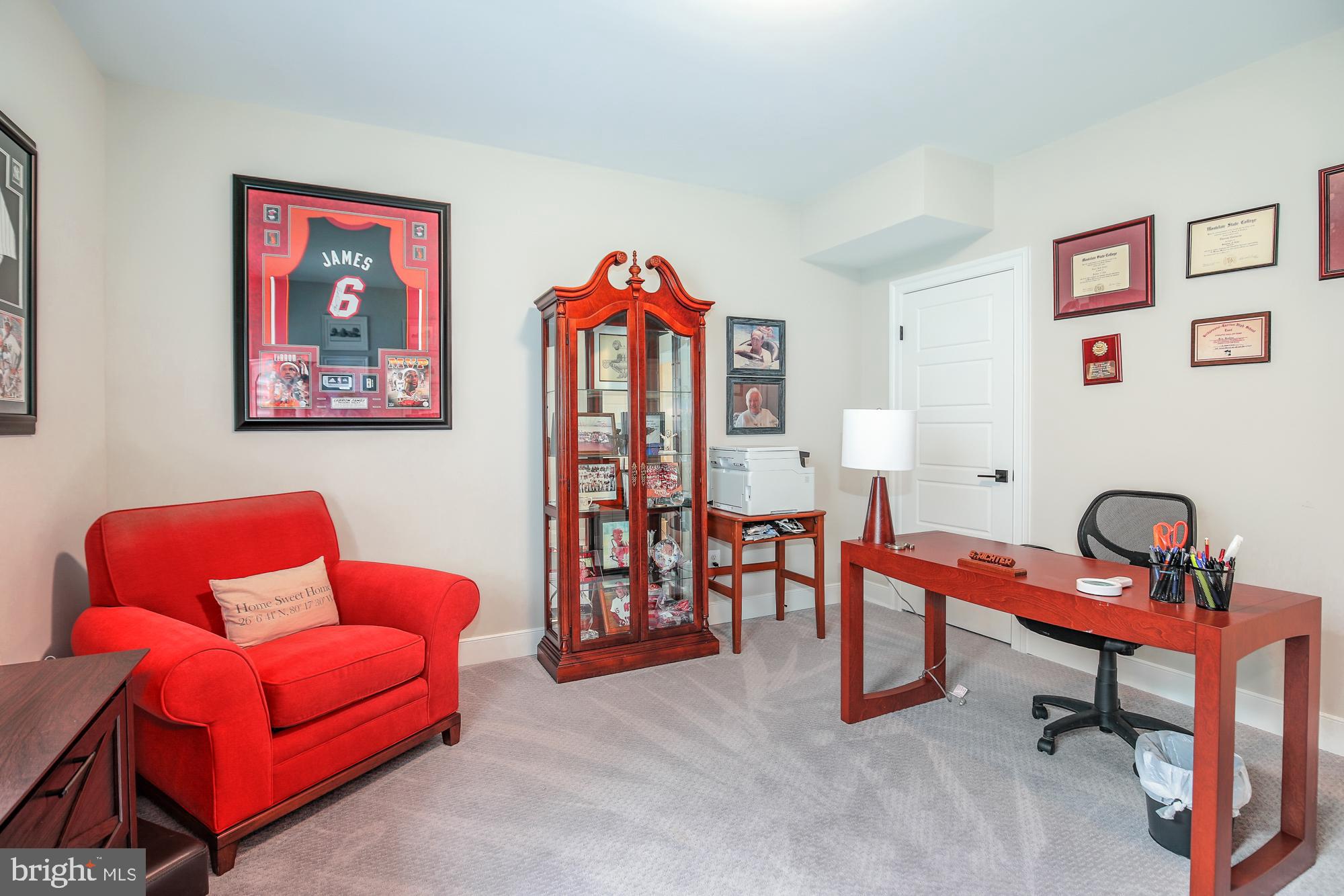 PIMMIT VIEW - Residential