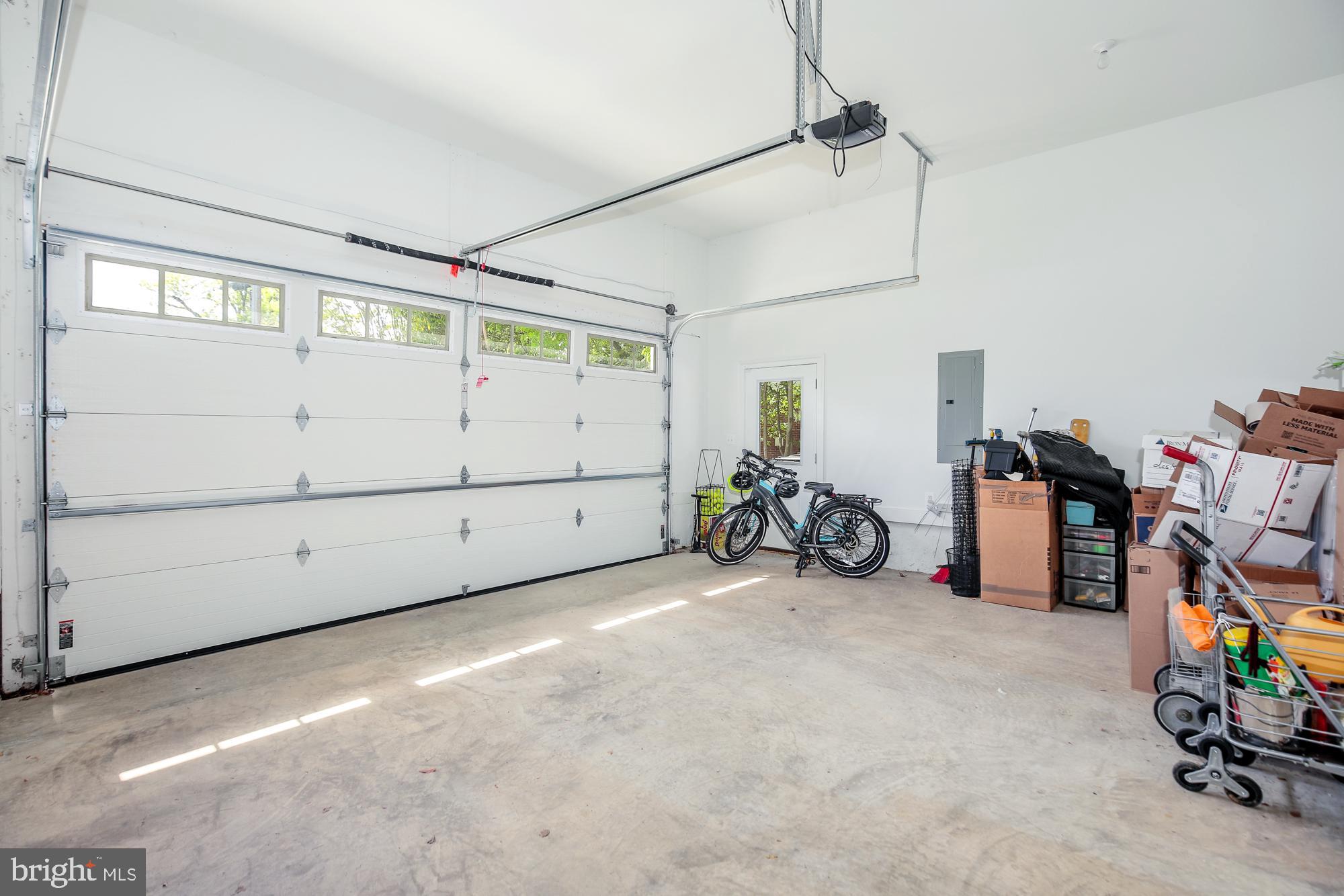 PIMMIT VIEW - Residential