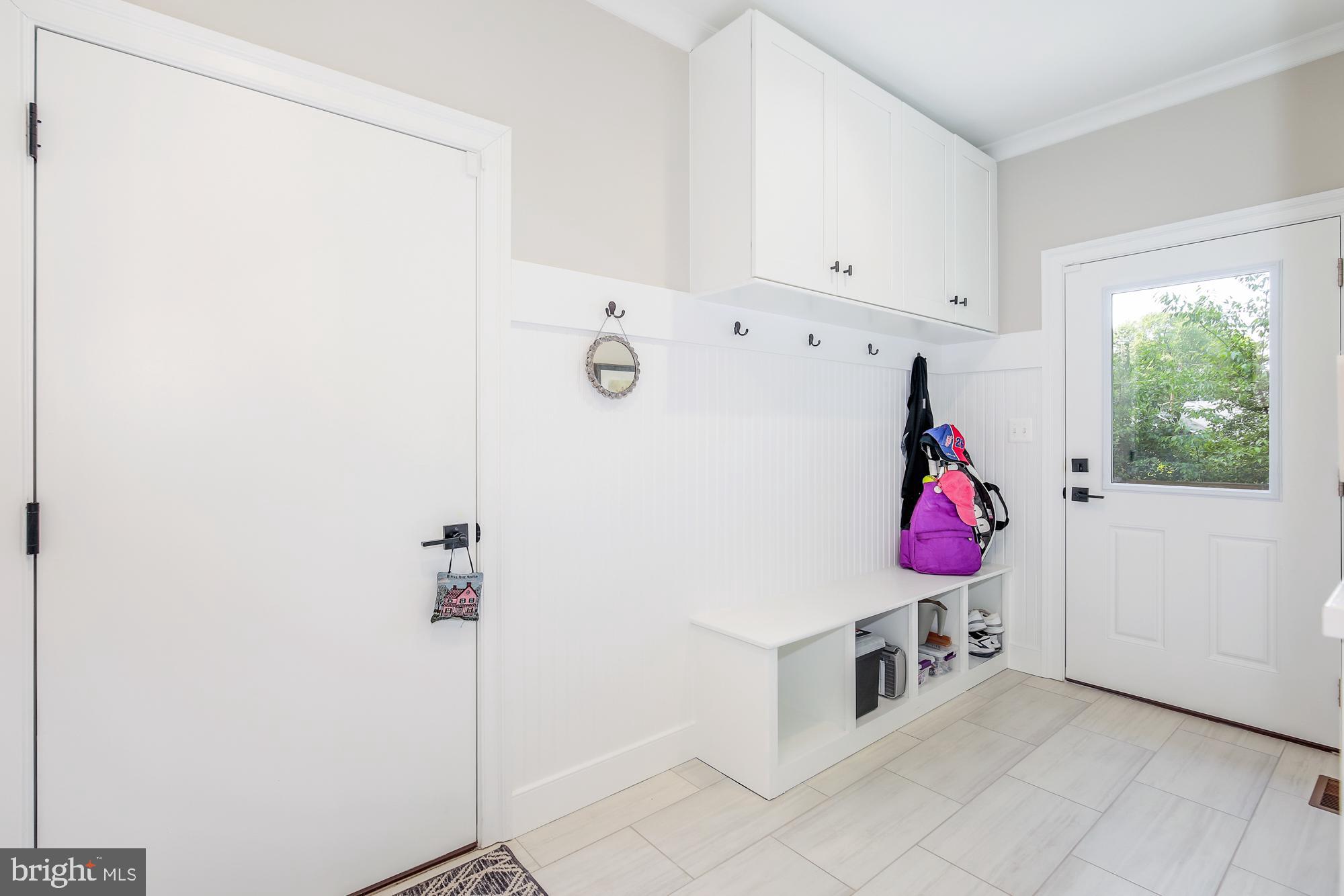 PIMMIT VIEW - Residential