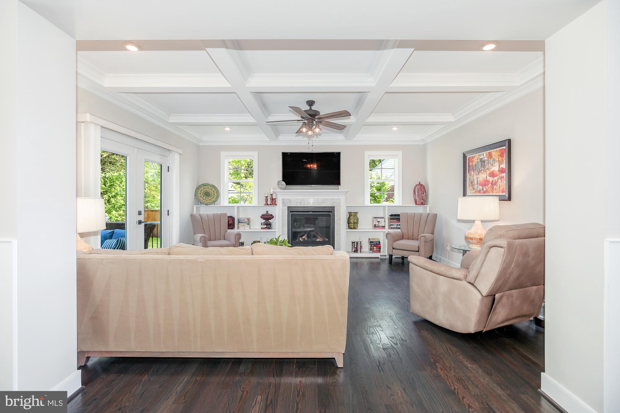 PIMMIT VIEW - Residential