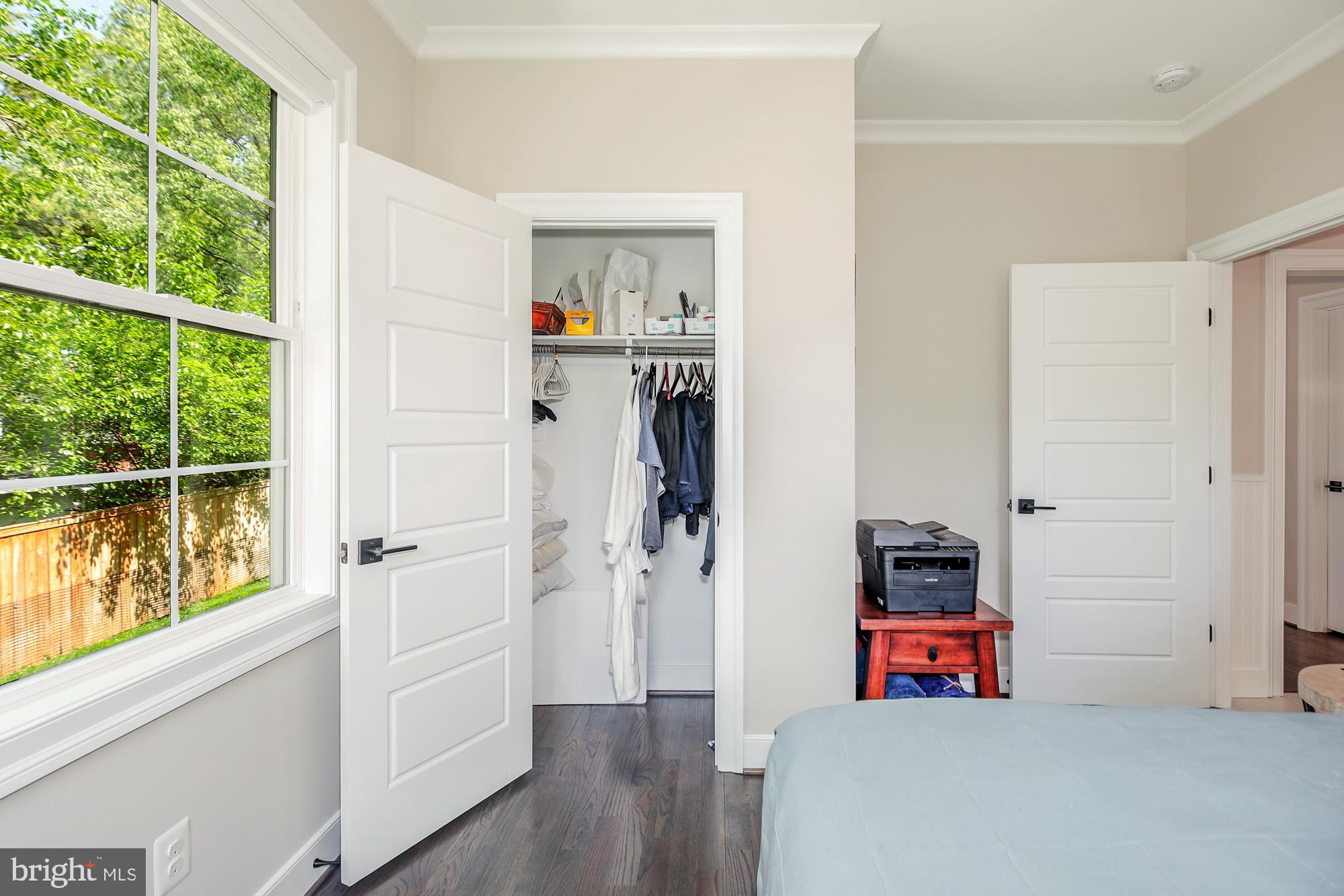 PIMMIT VIEW - Residential