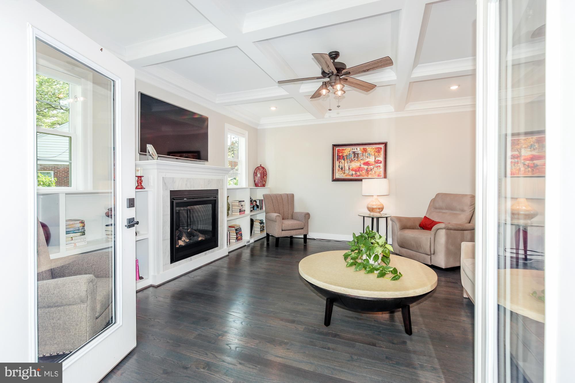 PIMMIT VIEW - Residential