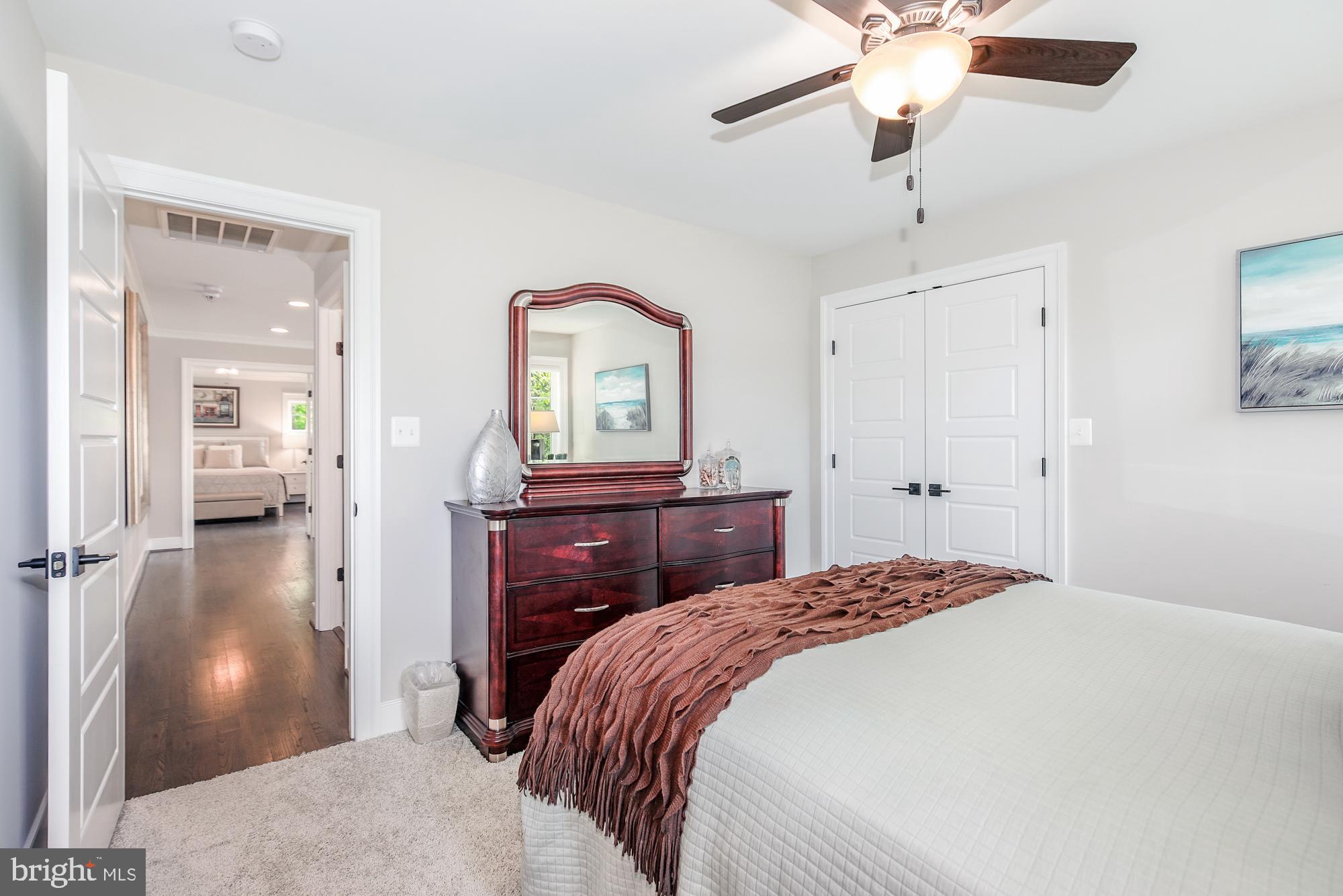 PIMMIT VIEW - Residential