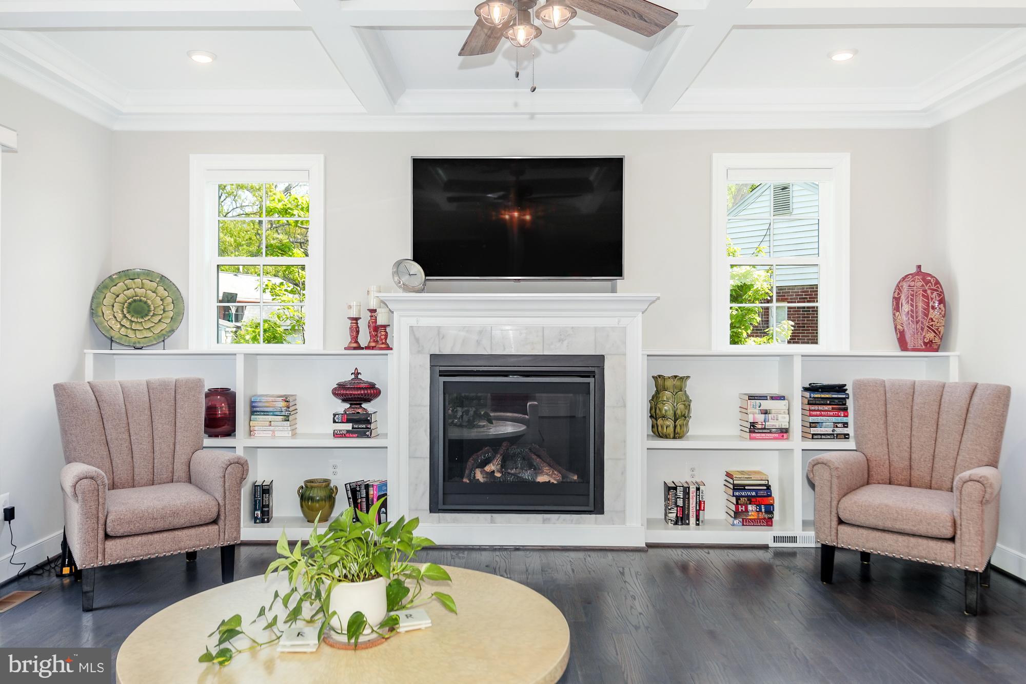 PIMMIT VIEW - Residential